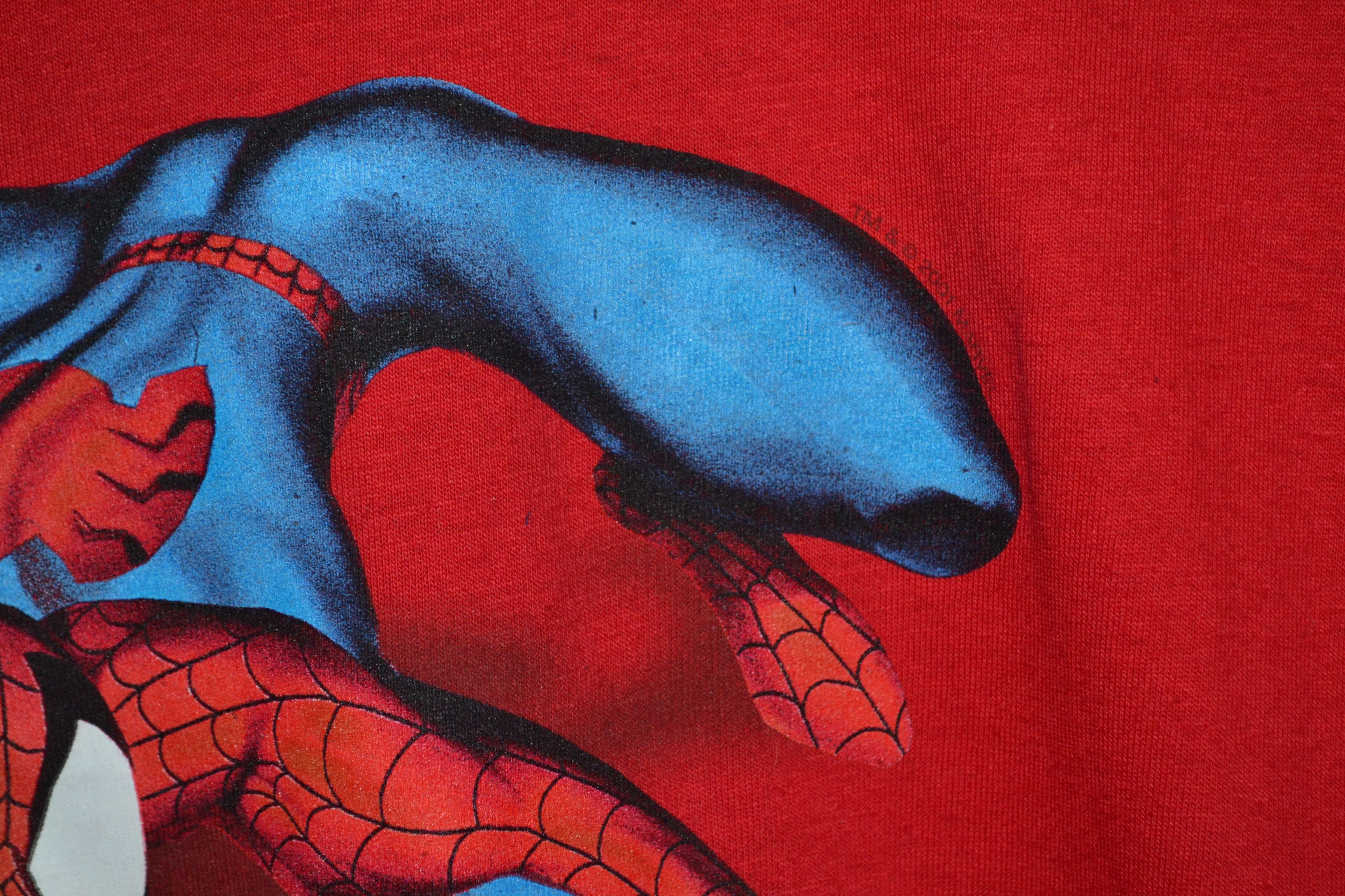 Vintage Vintage Spiderman 2001 Spider Man Marvel T shirt Size L Size US L / EU 52-54 / 3 - 5 Thumbnail