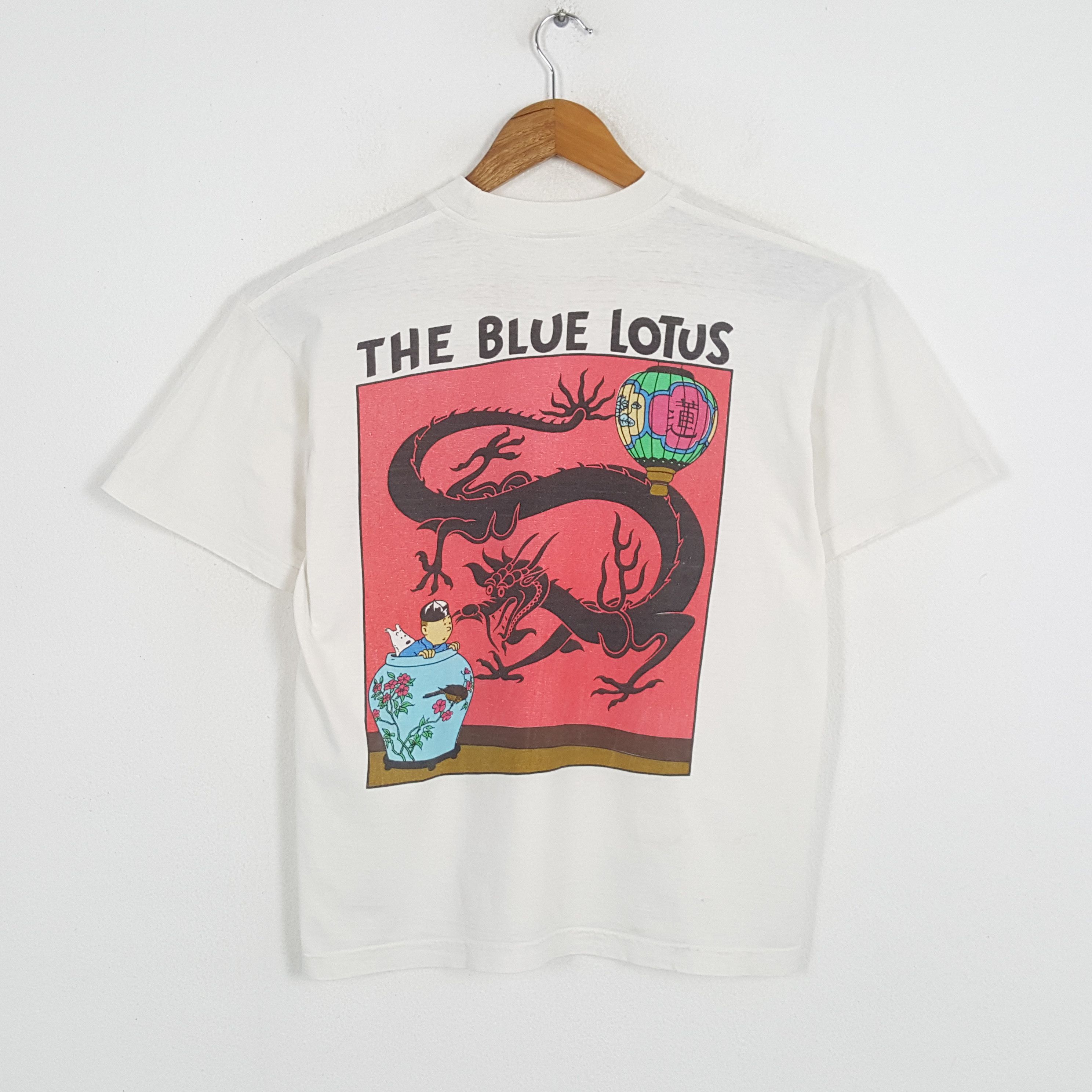 Vintage Vintage TINTIN THE BLUE LOTUS American Cartoon T-Shirt Size US L / EU 52-54 / 3 - 1 Thumbnail