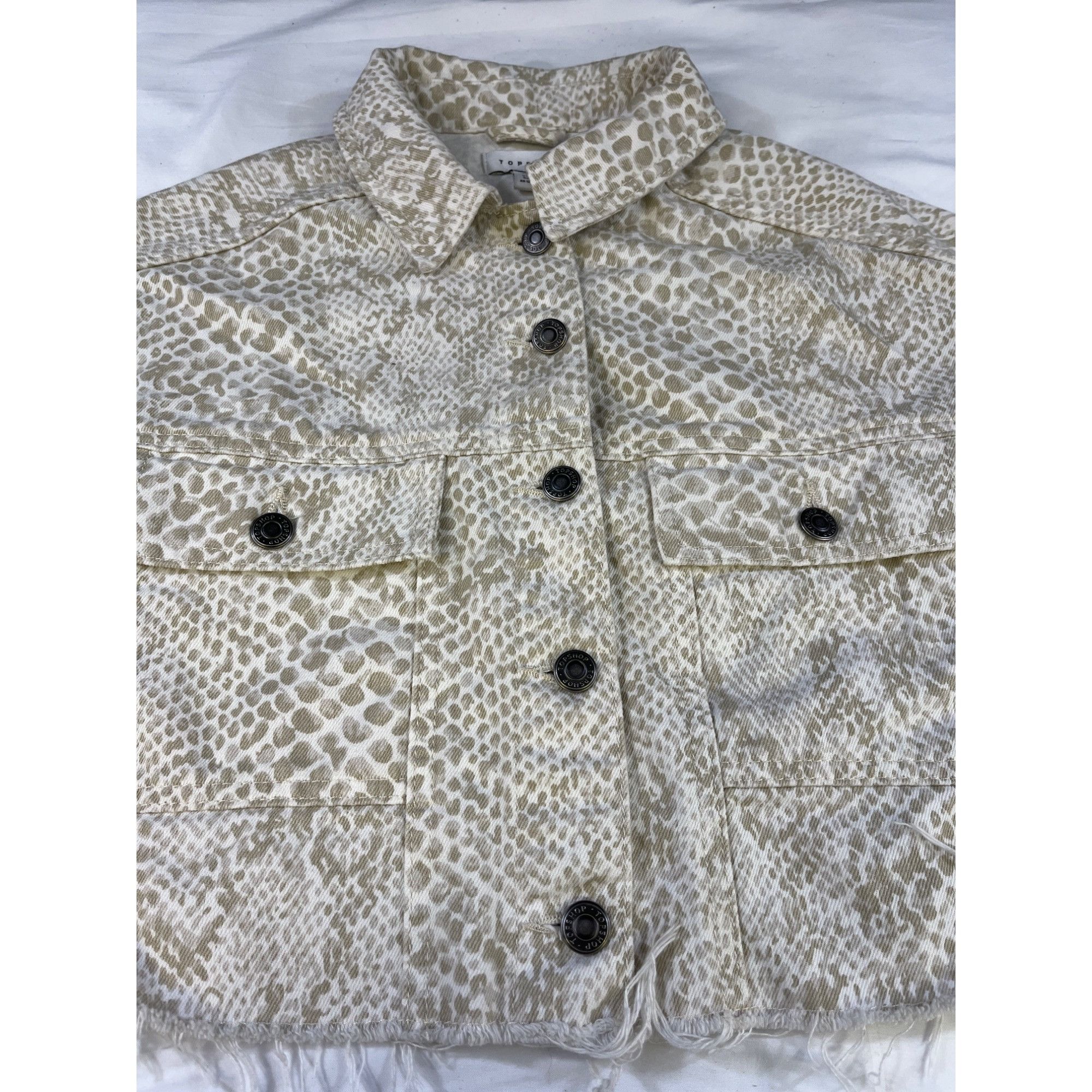 Topshop Topshop Women's Beige Snake Skin Cropped Denim Jacket Size 4 Size S / US 4 / IT 40 - 3 Thumbnail