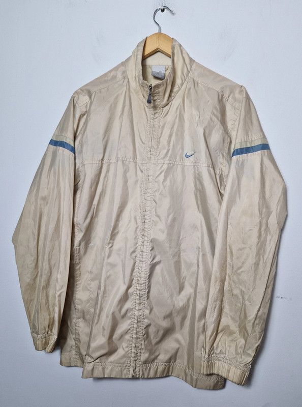 Nike Nike vintage beige windbreaker Size US M / EU 48-50 / 2 - 1 Thumbnail