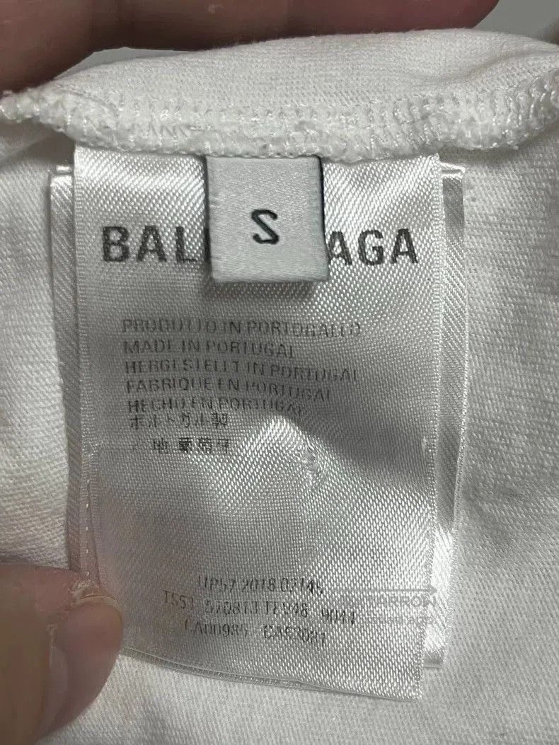 Balenciaga Balenciaga Classic Lock Button SS18 Tee. Size US S / EU 44-46 / 1 - 7 Thumbnail