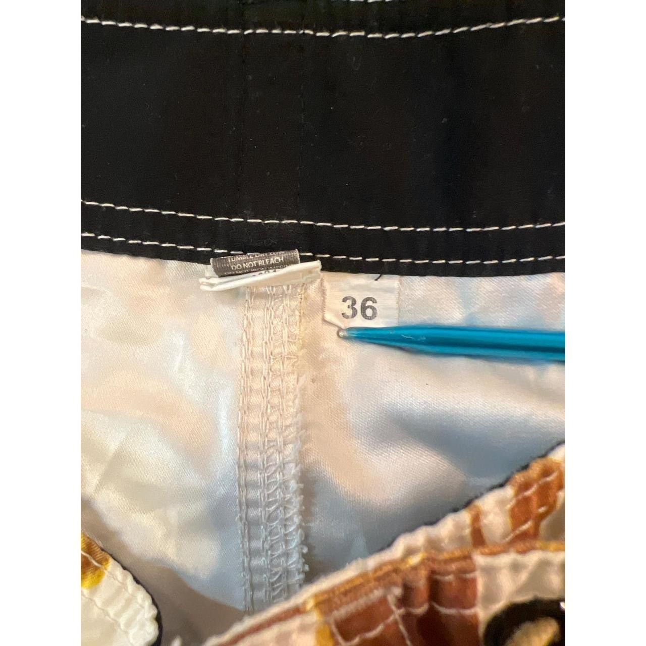 O'Neill ONeill Mens Board Shorts Cargo Surf Swim Trunks Size 36 Size US 36 / EU 52 - 4 Thumbnail