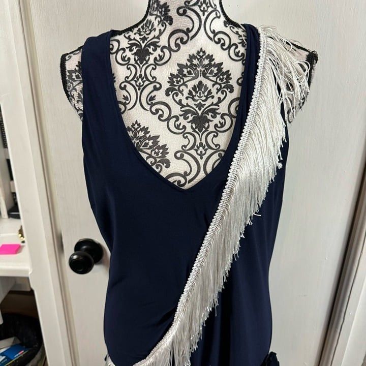 Oleg Cassini Oleg Cassini navy with white fringe flower embellished mini Size XL / US 12-14 / IT 48-50 - 2 Thumbnail