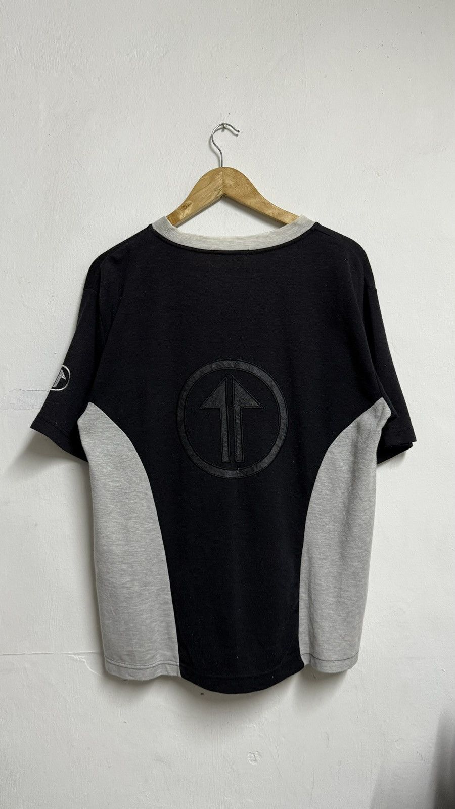 Japanese Brand Anna Sui Sport Panelled Spellout T-Shirt Black Size US L / EU 52-54 / 3 - 4 Thumbnail