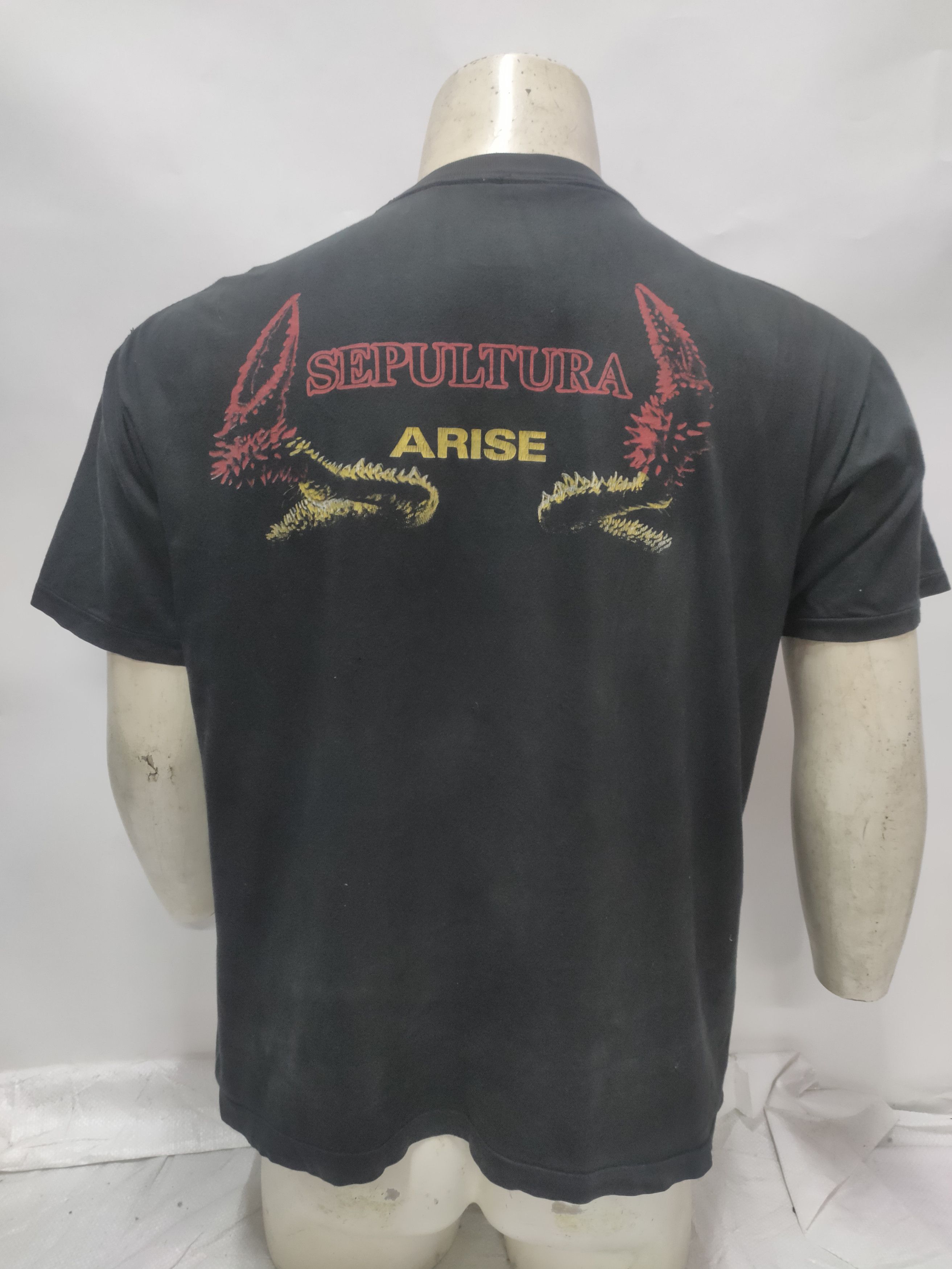 Vintage Vintage Sepultura Arise blue grape tee Size US M / EU 48-50 / 2 - 2 Thumbnail
