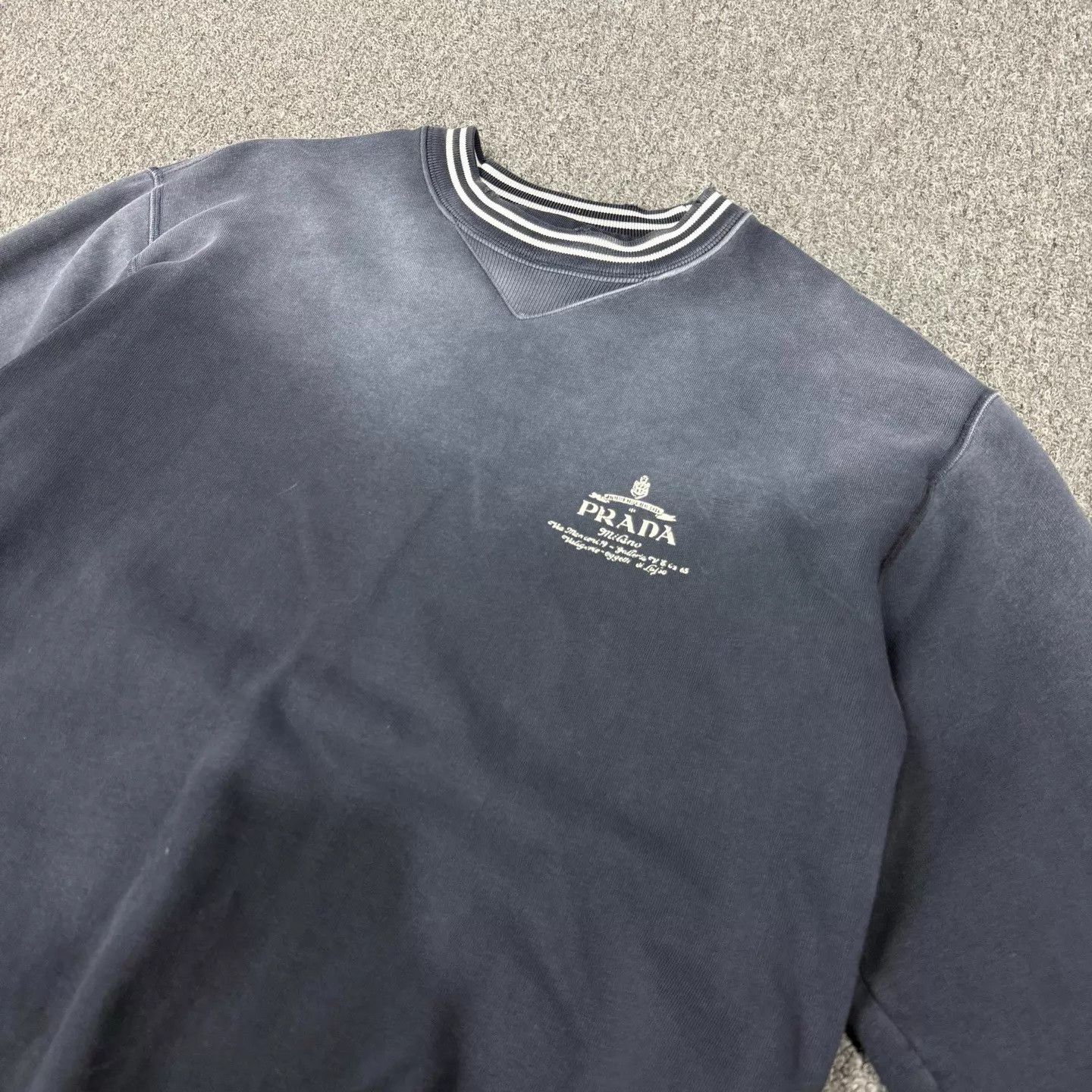Prada Prada Gradient Washed Embroidered Logo Crewneck S Mint Size US S / EU 44-46 / 1 - 3 Thumbnail