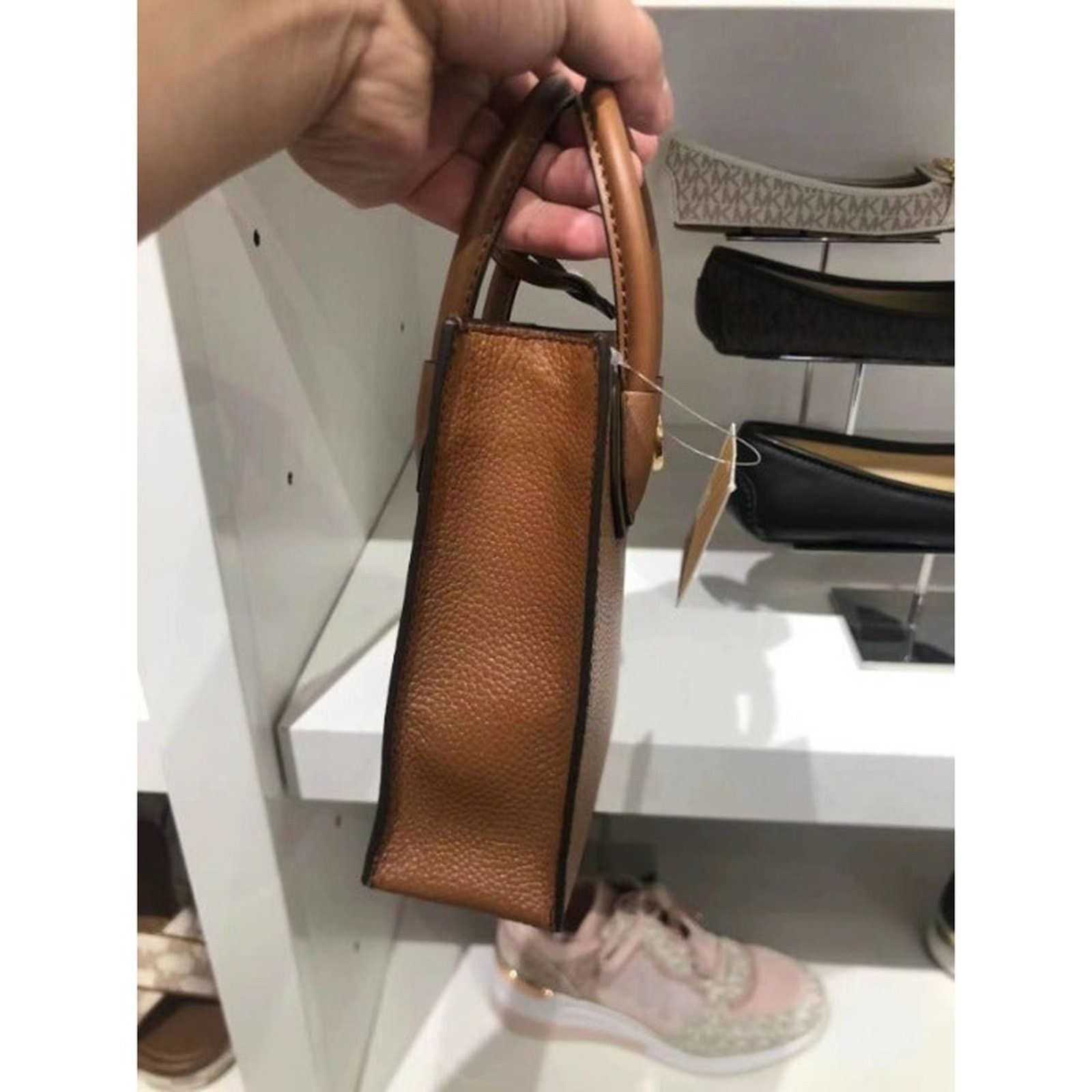 Michael Kors MICHAEL KORS 35S1GM9T0L Mercer Extra-Small Pebbled Crossbody Size ONE SIZE - 5 Thumbnail