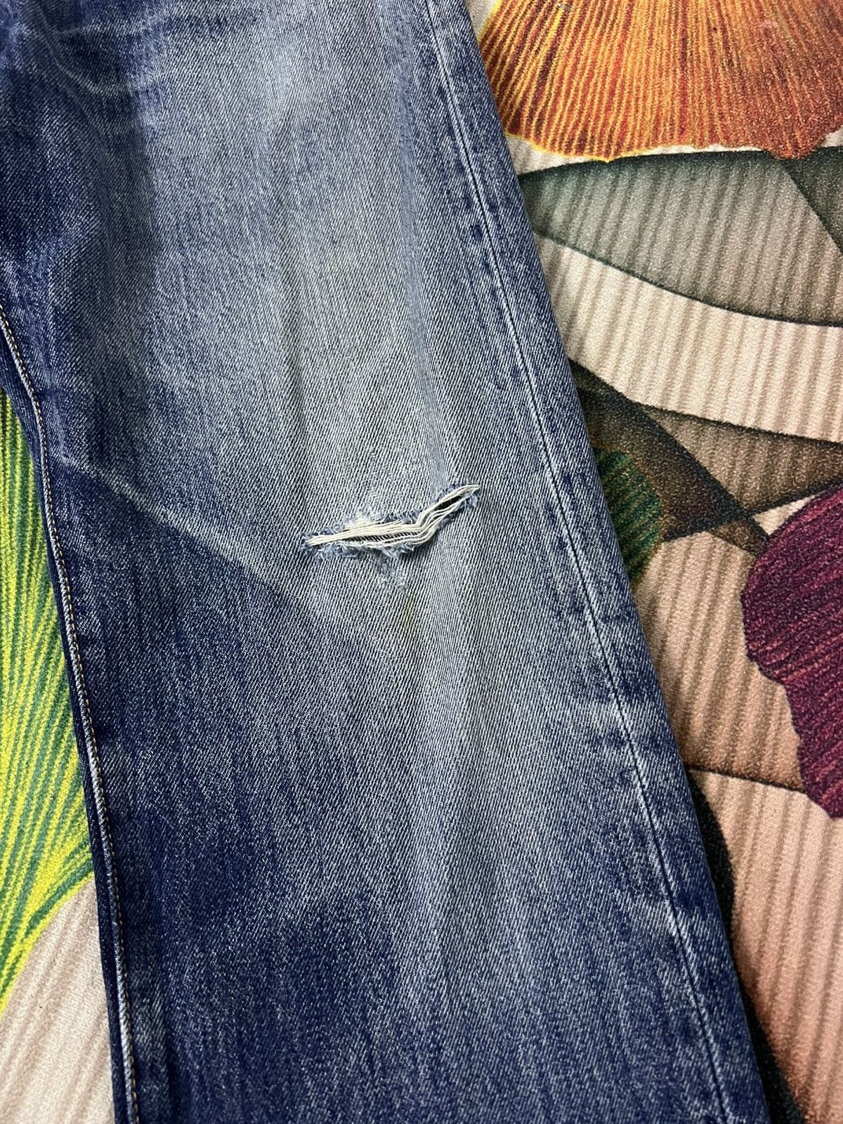 Levi's 💥Rare Vintage Levis 501 Distress Jean Size US 31 - 6 Thumbnail