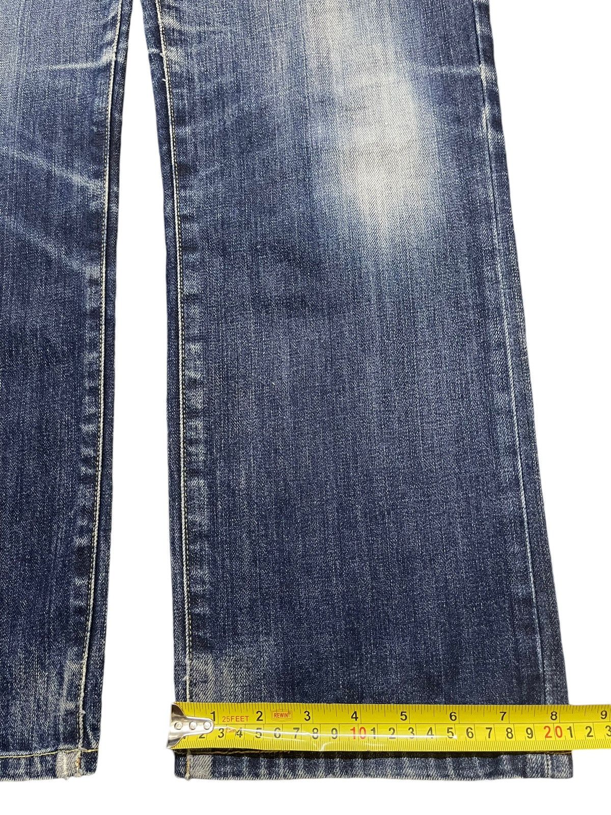 Uniqlo Vintage Y2K Japanese Uniqlo Blue Faded Wash Whisker Straight Size US 36 / EU 52 - 16 Thumbnail