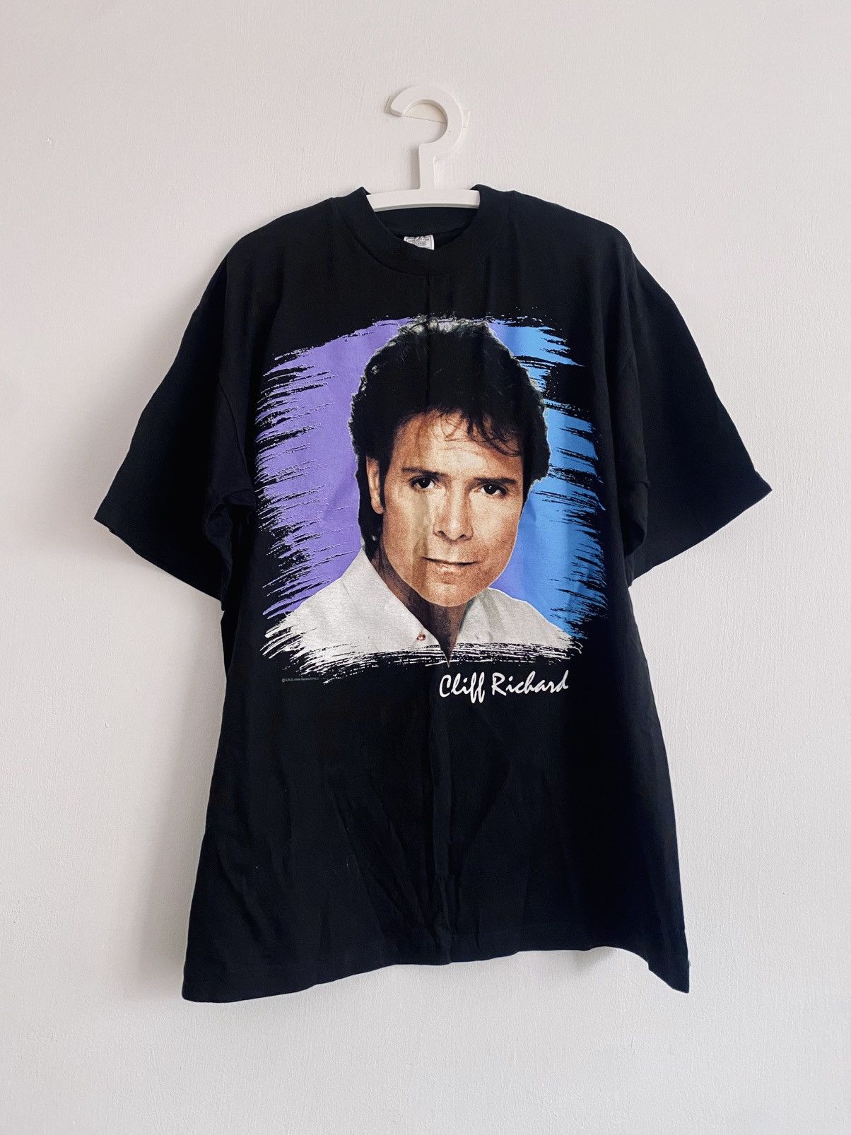 Band Tees Vintage Cliff Richard 1994 tour T-shirt boxy fit XL cotton Size US XL / EU 56 / 4 - 1 Thumbnail