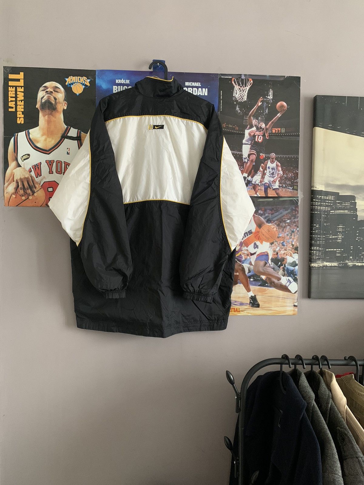 Nike × Vintage 90s Vintage Nike Windbreaker Light Jacket Size US L / EU 52-54 / 3 - 6 Thumbnail