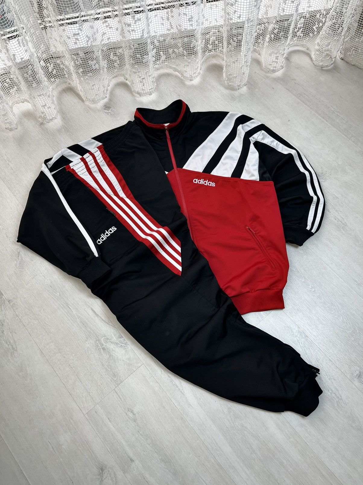 Adidas × Streetwear × Vintage Vintage Adidas Tracksuit