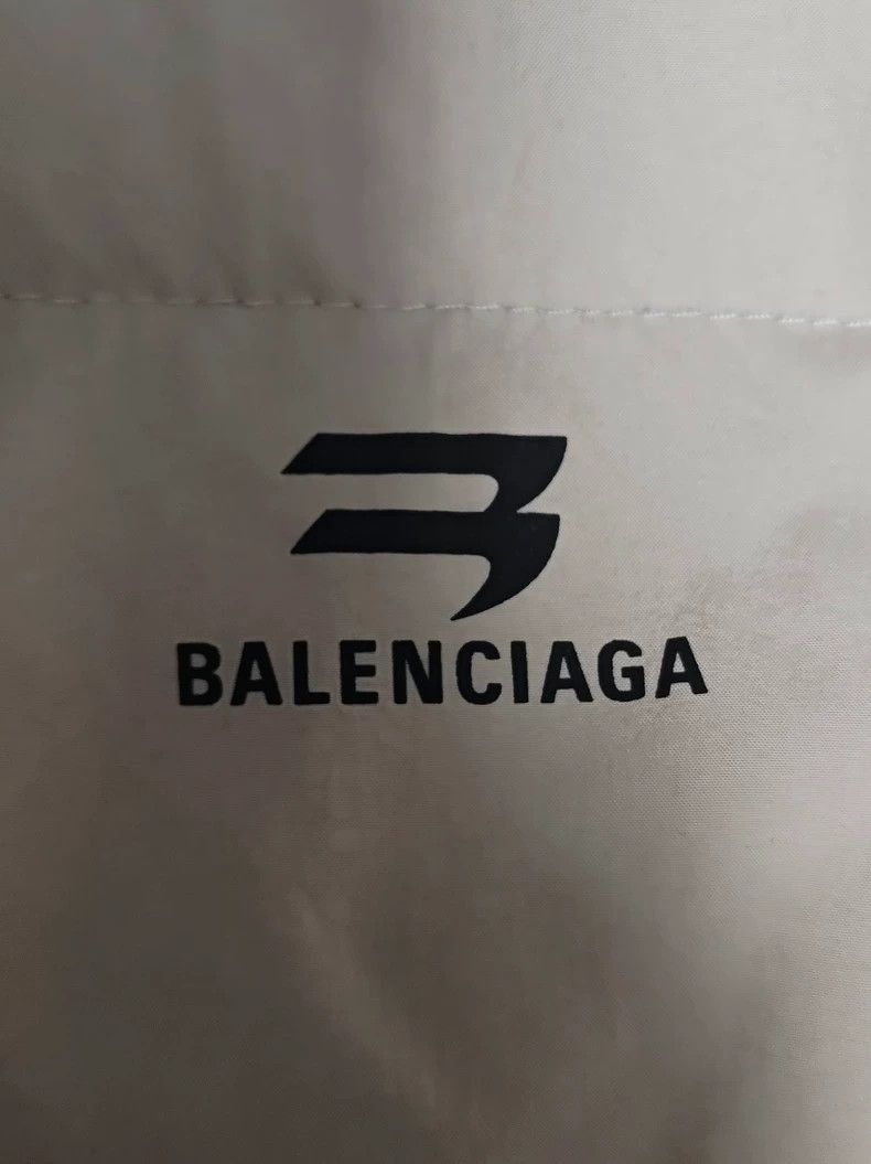 Balenciaga Balenciaga SS23 sportyb letter logo printed quilted stand u Size US XS / EU 42 / 0 - 3 Thumbnail