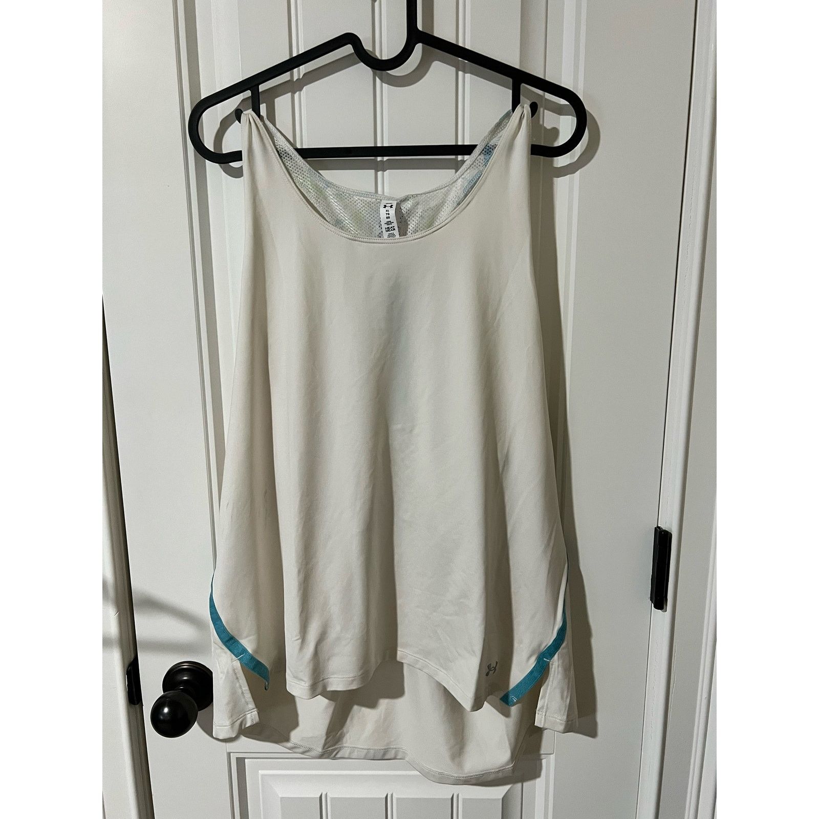 Under Armour Racerback Sport Fashion Tank Top Loose Fit White Heat Gear Size XL / US 12-14 / IT 48-50 - 2 Thumbnail