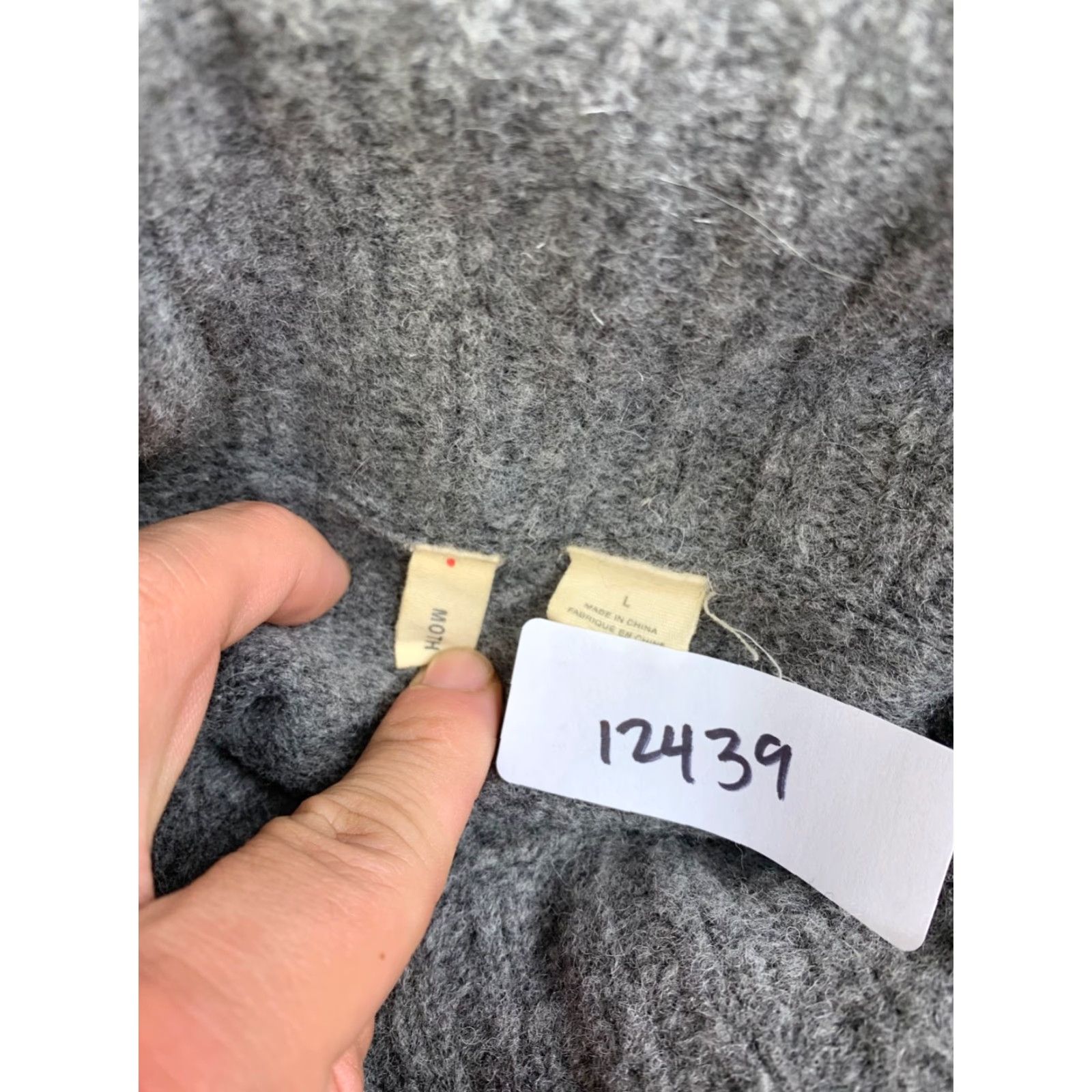 Anthropologie VINTAGE Anthropologie Moth Sweatshirt Womens L Gray Cowl Neck Pullover 12439 Size L / US 10 / IT 46 - 2 Thumbnail
