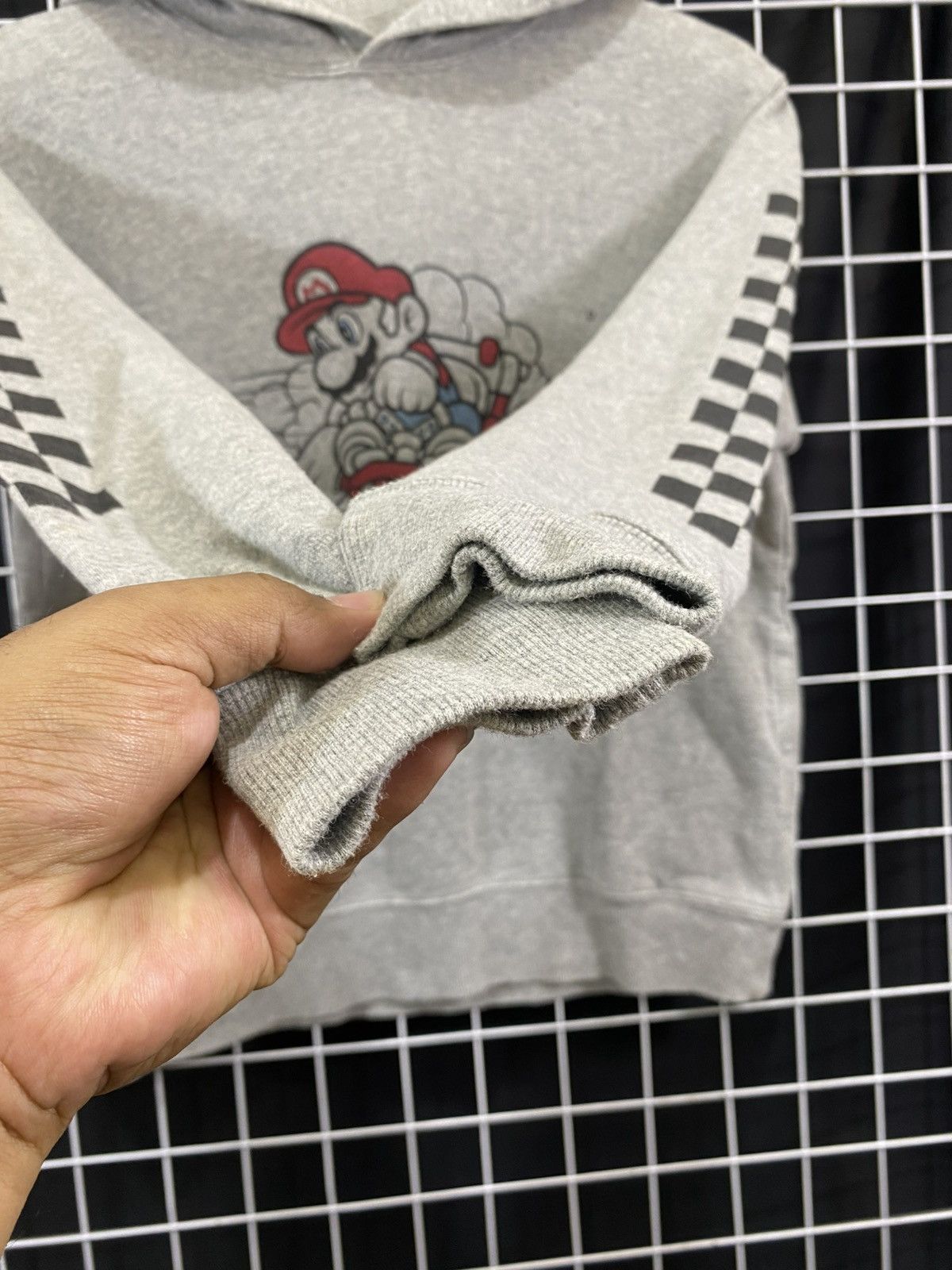 Uniqlo Uniqlo x Nintendo Super Mario Bross Hoodie Junior Gray Size US XS / EU 42 / 0 - 2 Thumbnail