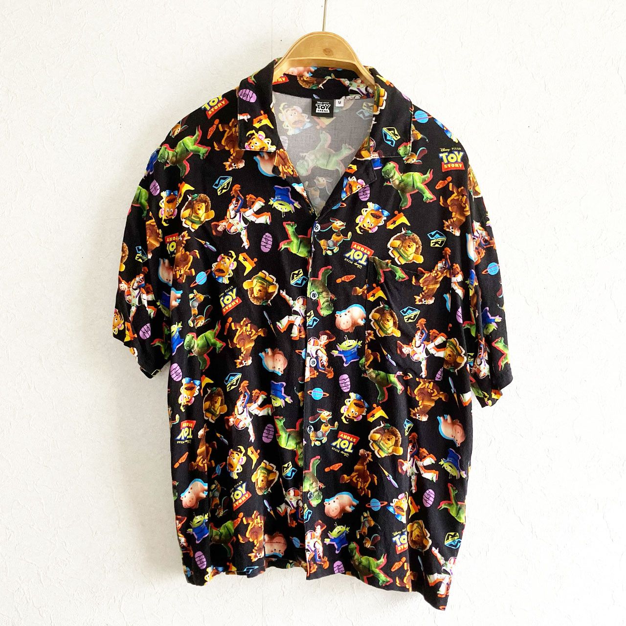 Disney Disney Pixar Toy Story Aloha Shirt Black All Over Print Size US M / EU 48-50 / 2 - 2 Thumbnail