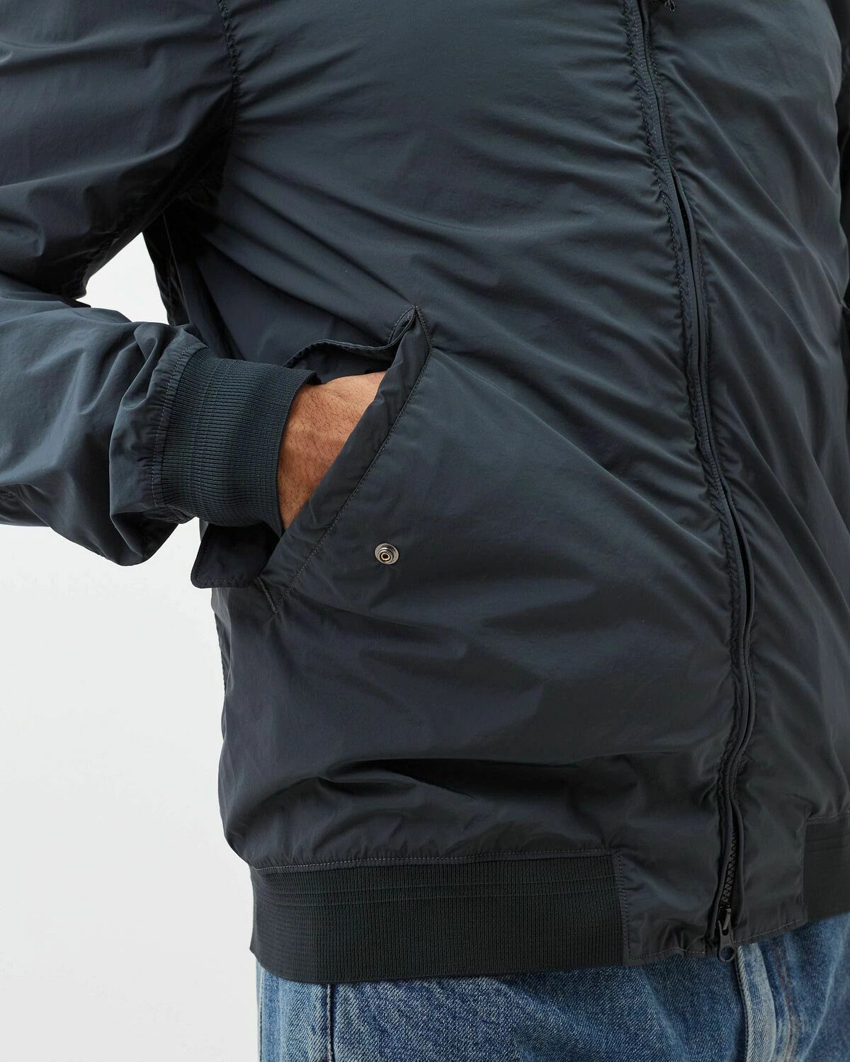 C.P. Company o1y1224 Bomber Jacket in Midnight Blue Size US S / EU 44-46 / 1 - 4 Thumbnail