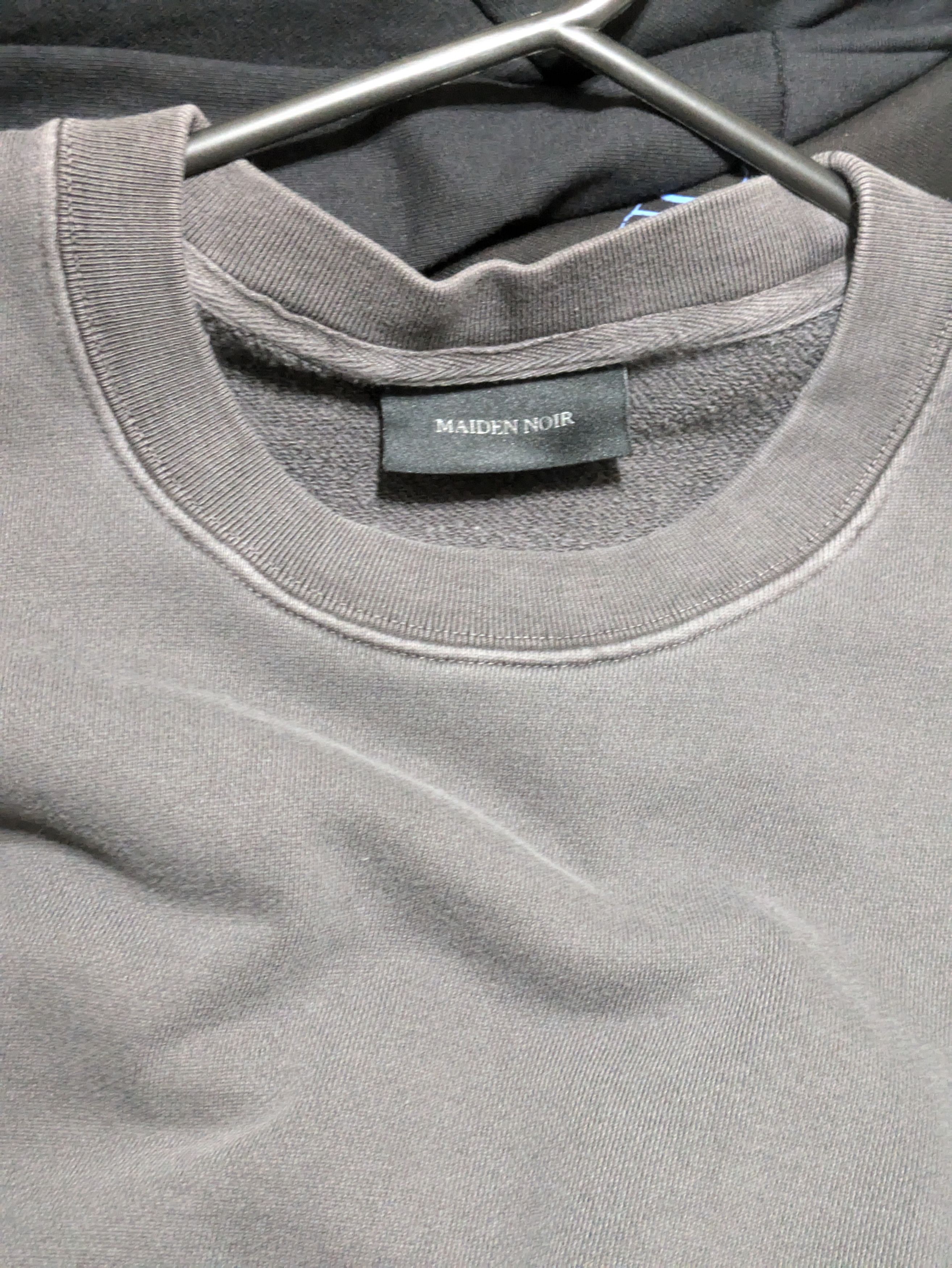 Maiden Noir Maiden Noir Short sleeve sweatshirt w/ pockets Size US L / EU 52-54 / 3 - 1 Thumbnail