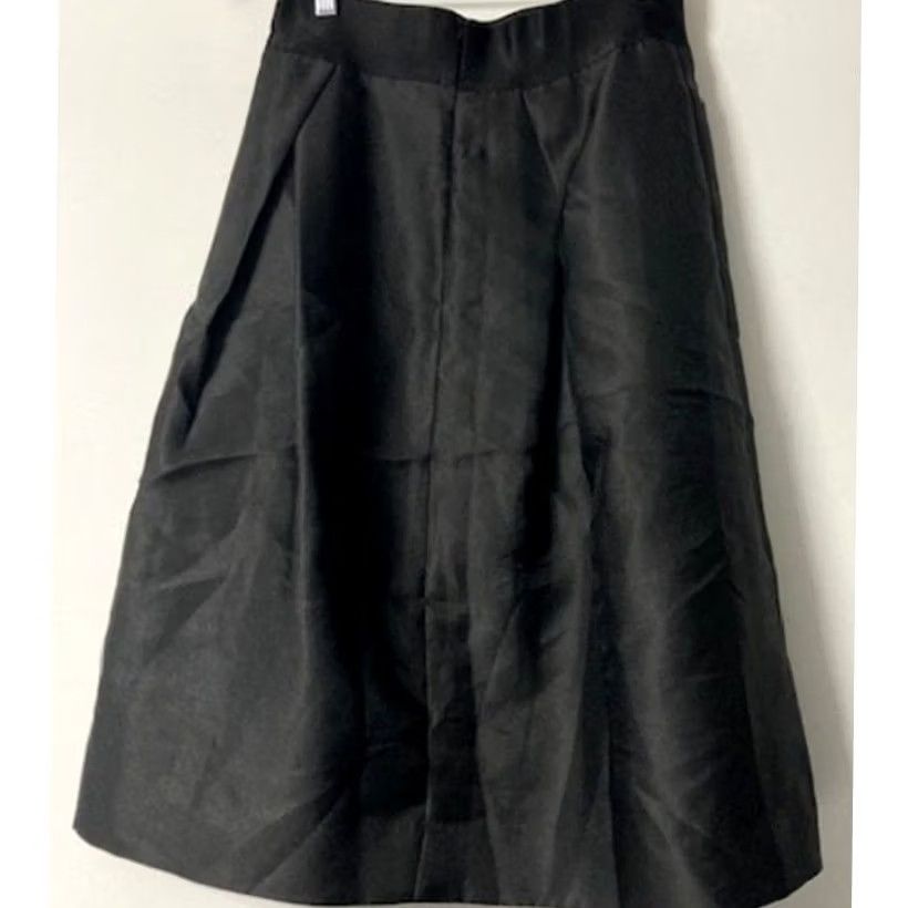 Vintage P Honey P. Black Midi Skirt Solid Lightweight Women Size 6 USA Made Polyester Back Zip Casual Business Size 28" / US 6 / IT 42 - 2 Thumbnail