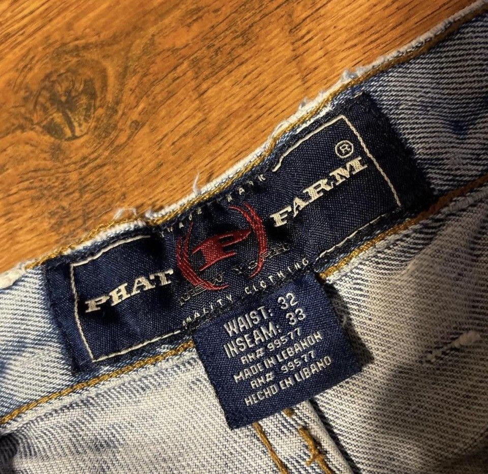 Phat Farm Vintage Phat Farm Light Wash Distressed Baggy Jeans Size US 32 / EU 48 - 6 Thumbnail