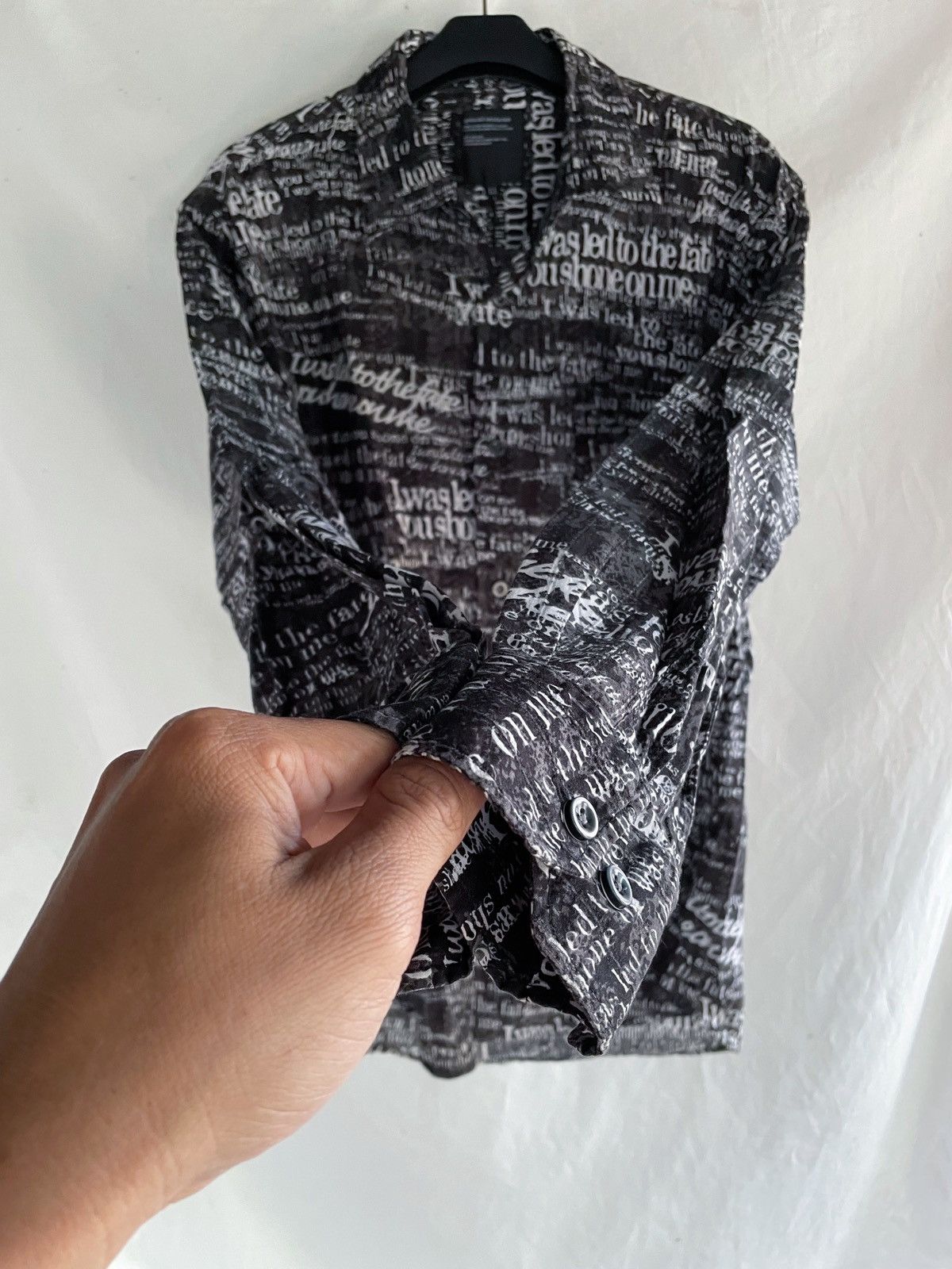 Japanese Brand SPLENDID SATISFACTION WRITER POEM BUTTON DOWN SHIRT Size US XL / EU 56 / 4 - 6 Thumbnail