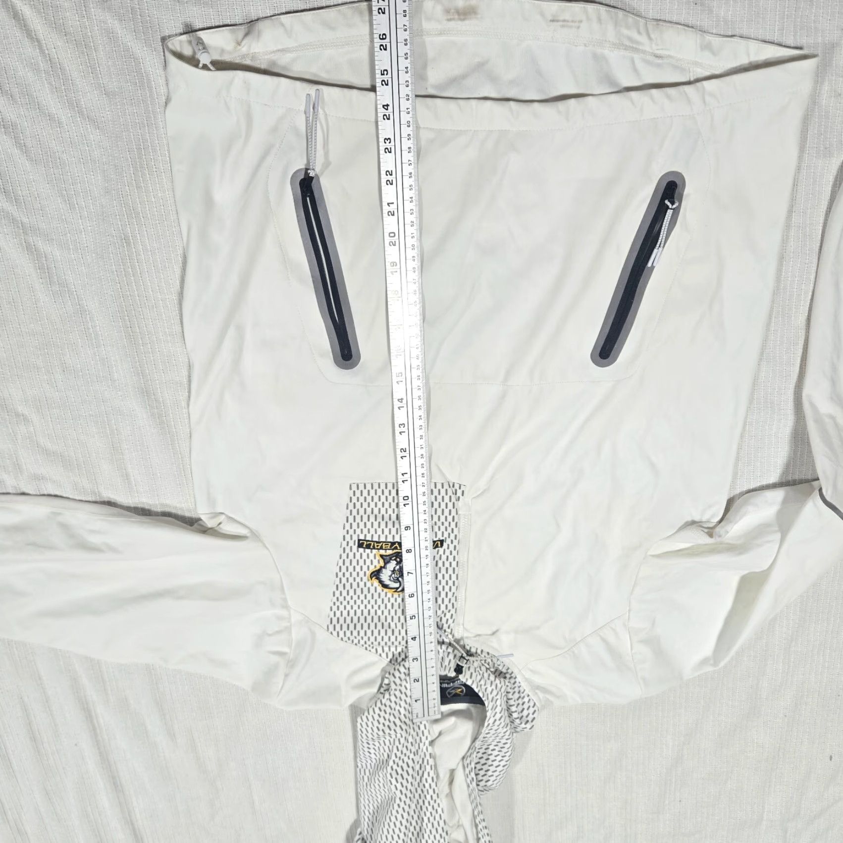 Vintage Floyd VA Buffalo Volleyball White Rain Jacket Coat Full Zip Adult Women's XS Coat Women XS White Rain Coat Full Zip Size XS / US 0-2 / IT 36-38 - 7 Thumbnail