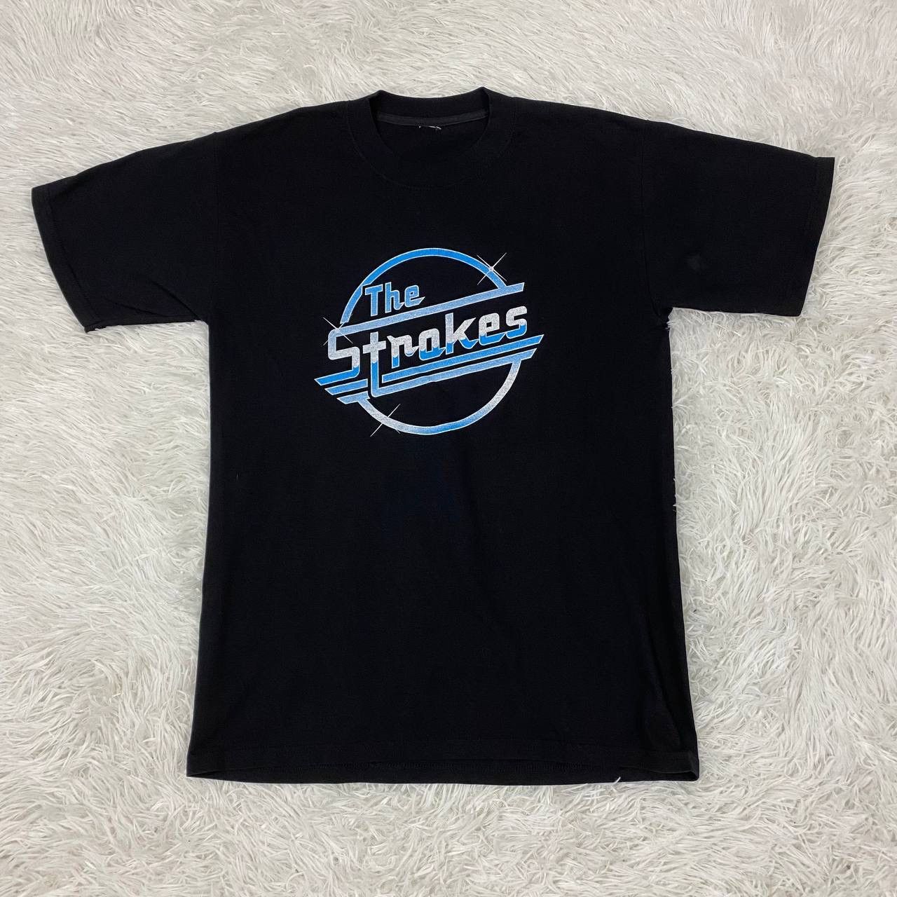 Band Tees Vintage rock band the Strokes Size US M / EU 48-50 / 2 - 1 Thumbnail