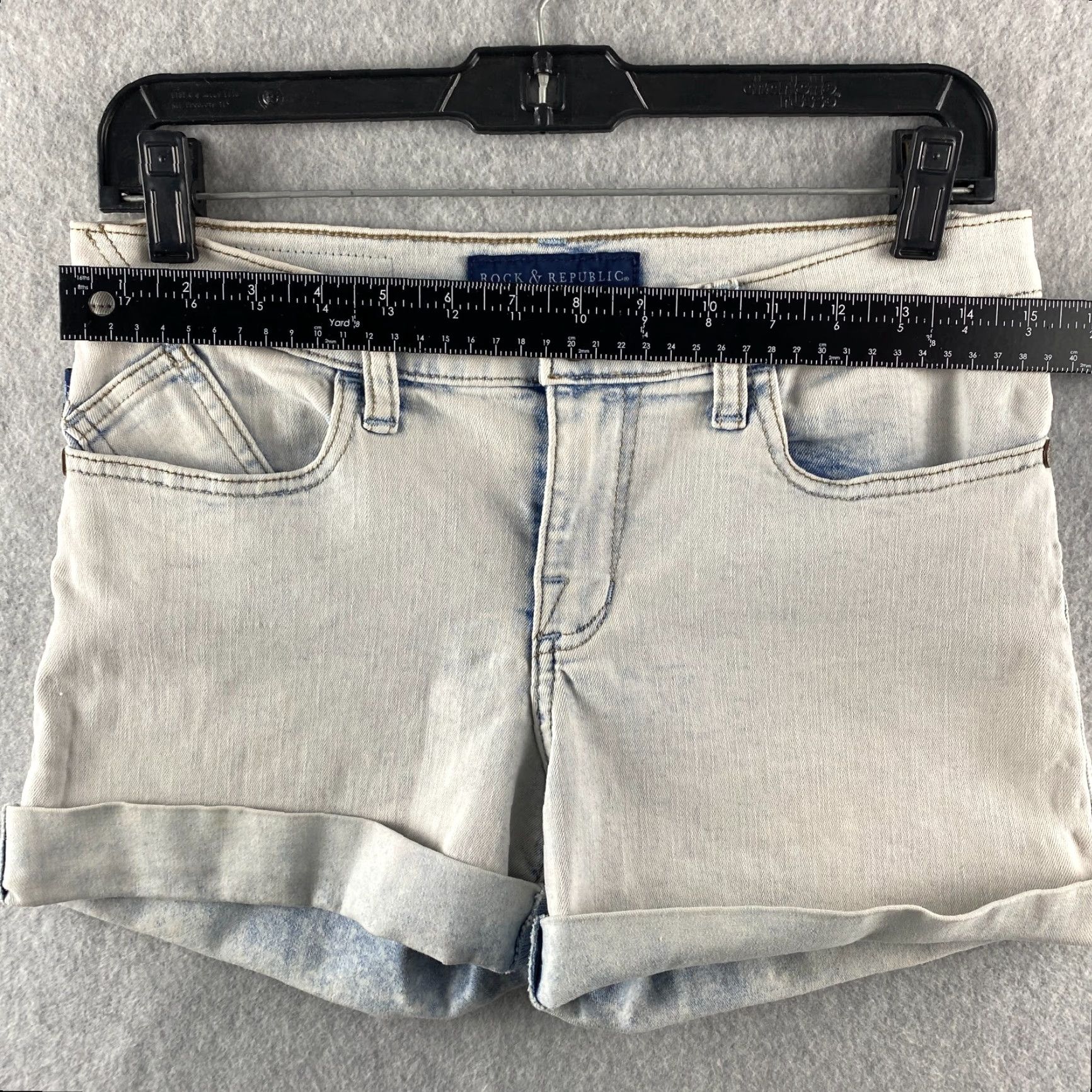 Vintage Rock Republic Jeans Shorts Womens 6 Light Acid Wash Stretch Casual Modern Pockets Logo Blue Adult Womens Size 28" / US 6 / IT 42 - 5 Thumbnail