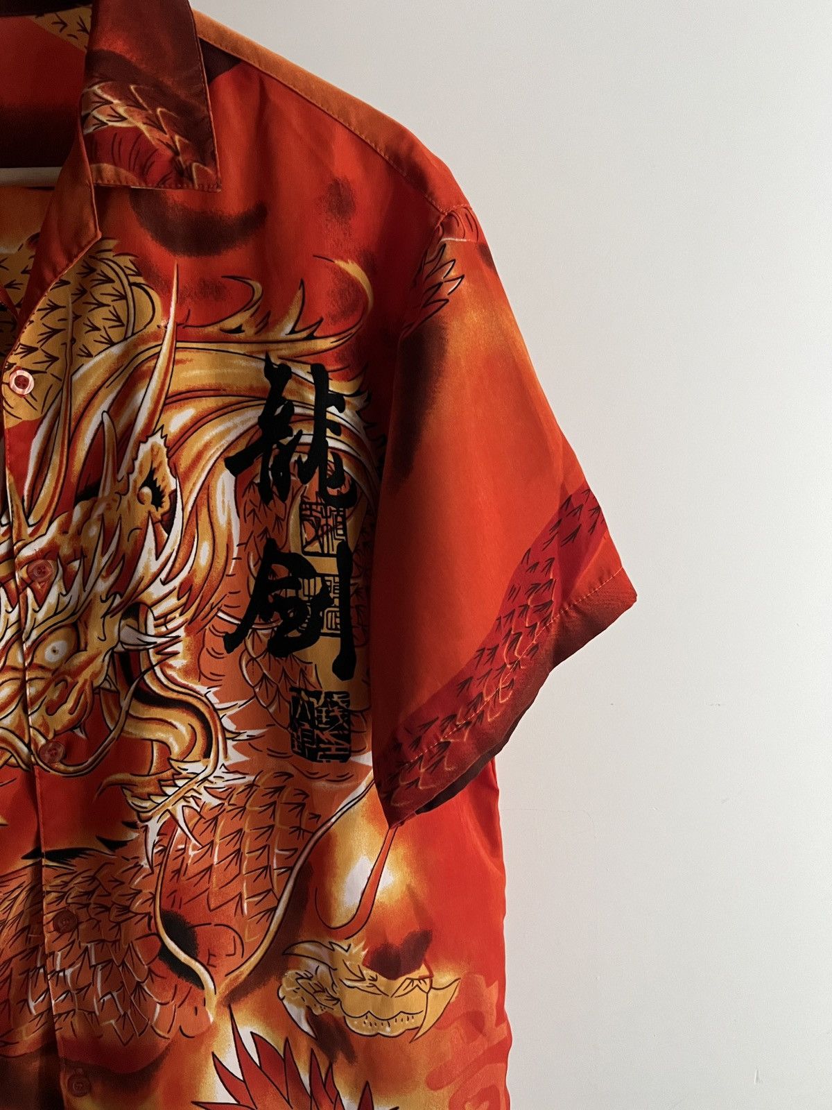 Japanese Brand × Vintage Shirt Dragon Overprint Japanese Style Vintage Y2K Size US XL / EU 56 / 4 - 2 Thumbnail