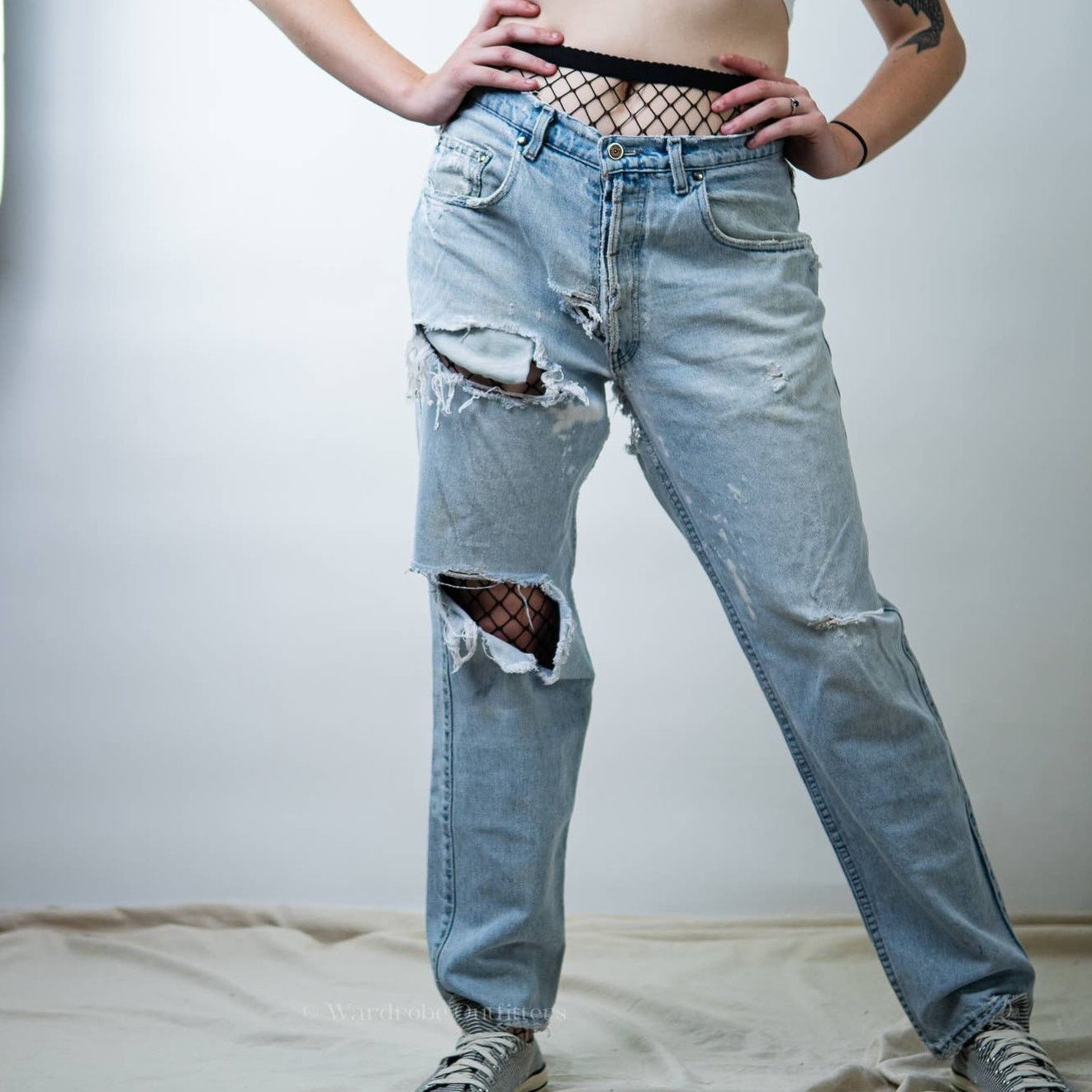 Levi's Vtg90s THRASHED Ripped Distressed Levi Silvertab Baggy Jeans Size 30" / US 8 / IT 44 - 9 Thumbnail