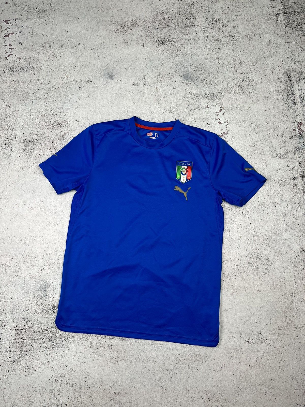 Puma ITALY NATIONAL FOOTBALL TRAINING JERSEY ITALIA PUMA,SIZE M Size US M / EU 48-50 / 2 - 1 Thumbnail