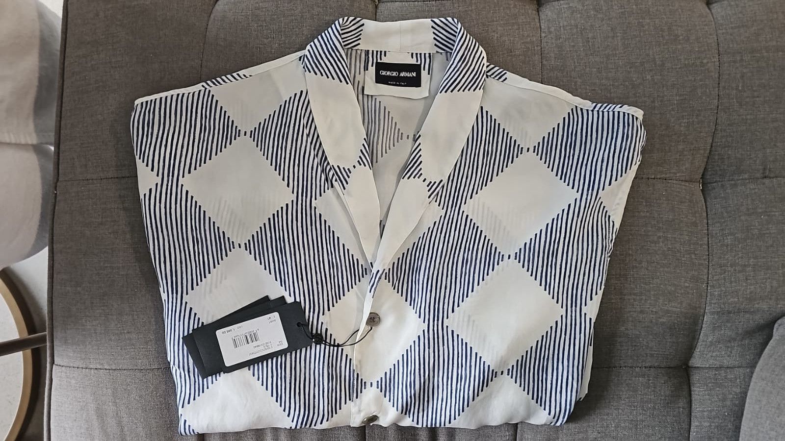 Giorgio Armani Giorgio Armani Long Sleeve Diamond Geometric Shirt 41-16 Size US L / EU 52-54 / 3 - 4 Thumbnail
