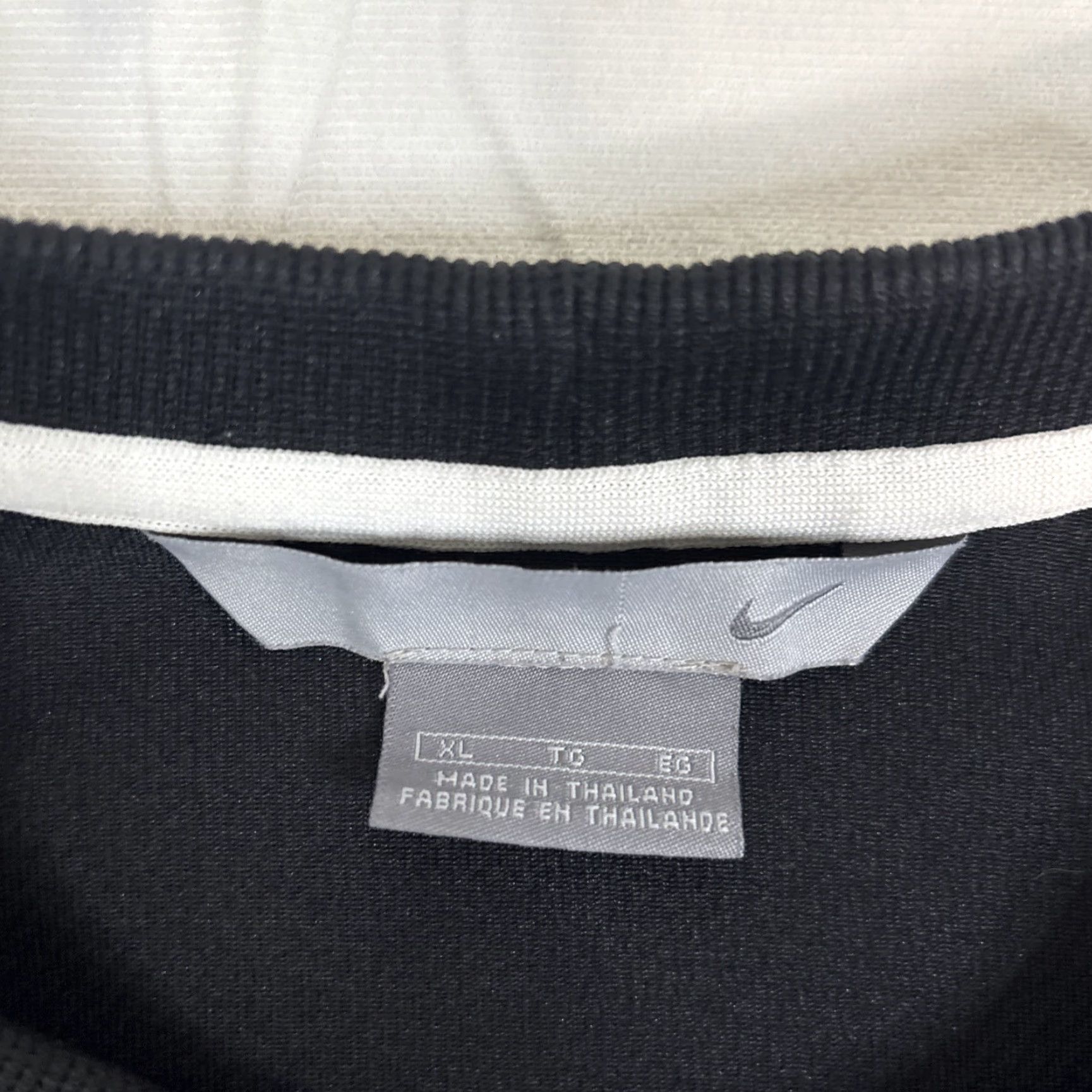 Nike VINTAGE Nike Embroidered Center Swoosh Logo Sweatshirt Travis Scott Mens SZ XL Hoodie Crew Neck Long Sleeve Black Mens XL Size US XL / EU 56 / 4 - 3 Thumbnail