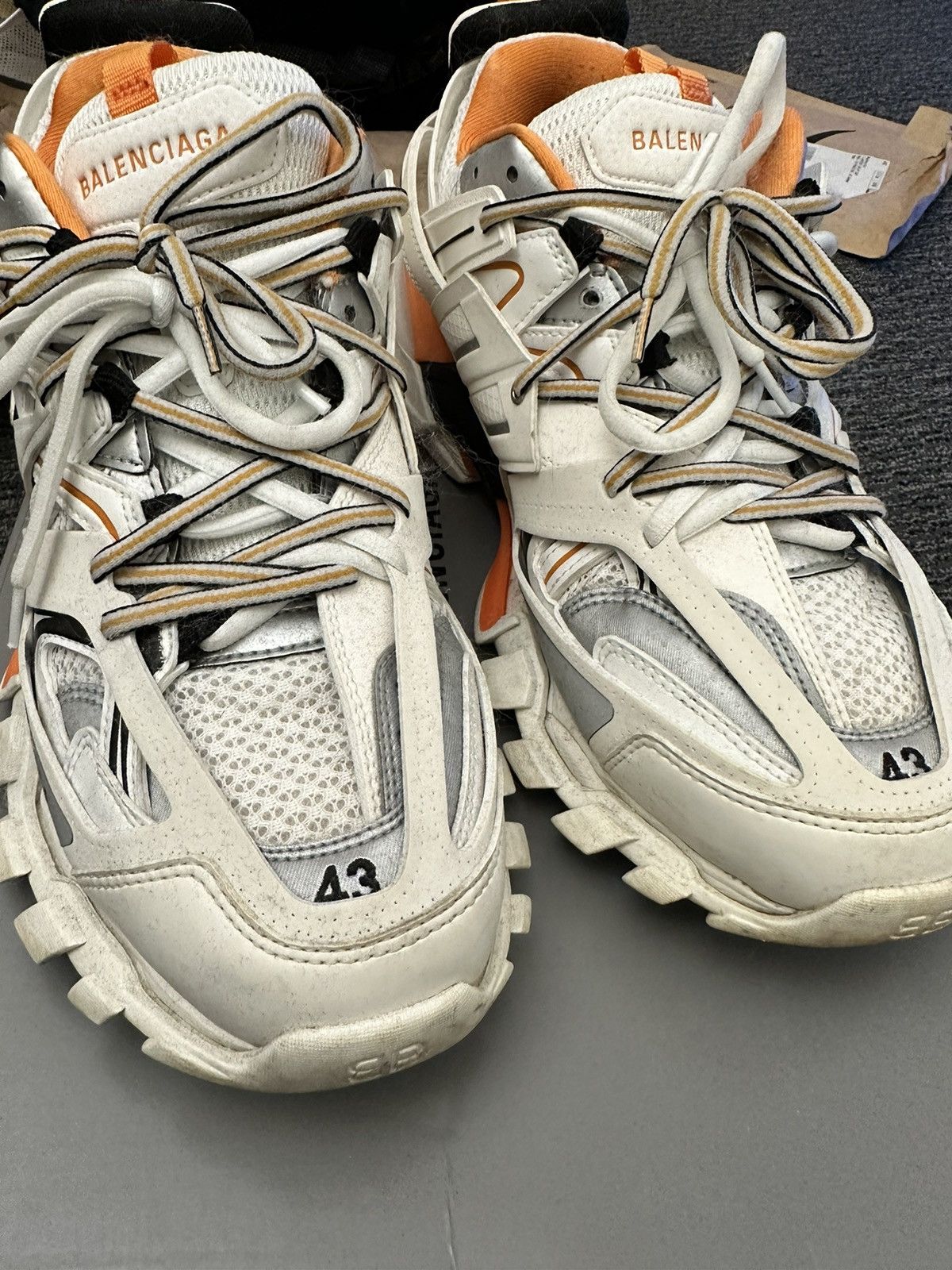 balenciaga track gundam