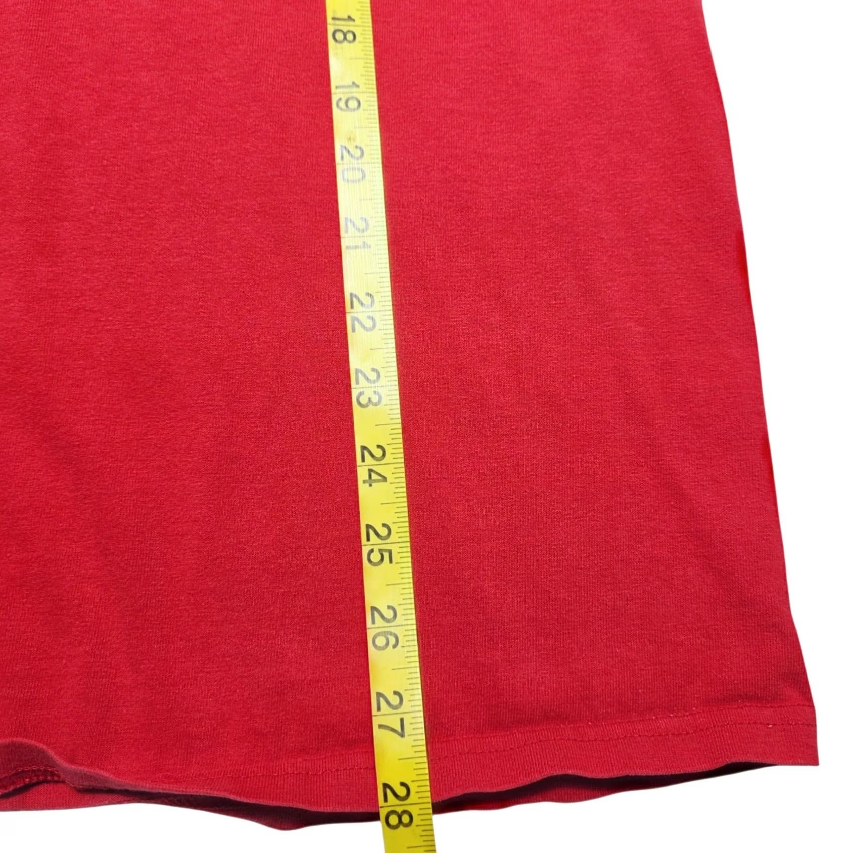 Nike VINTAGE Nike Graphic Double-Sided Swoosh Red T-Shirt Men's XL 90s Y2k Size US XL / EU 56 / 4 - 5 Thumbnail