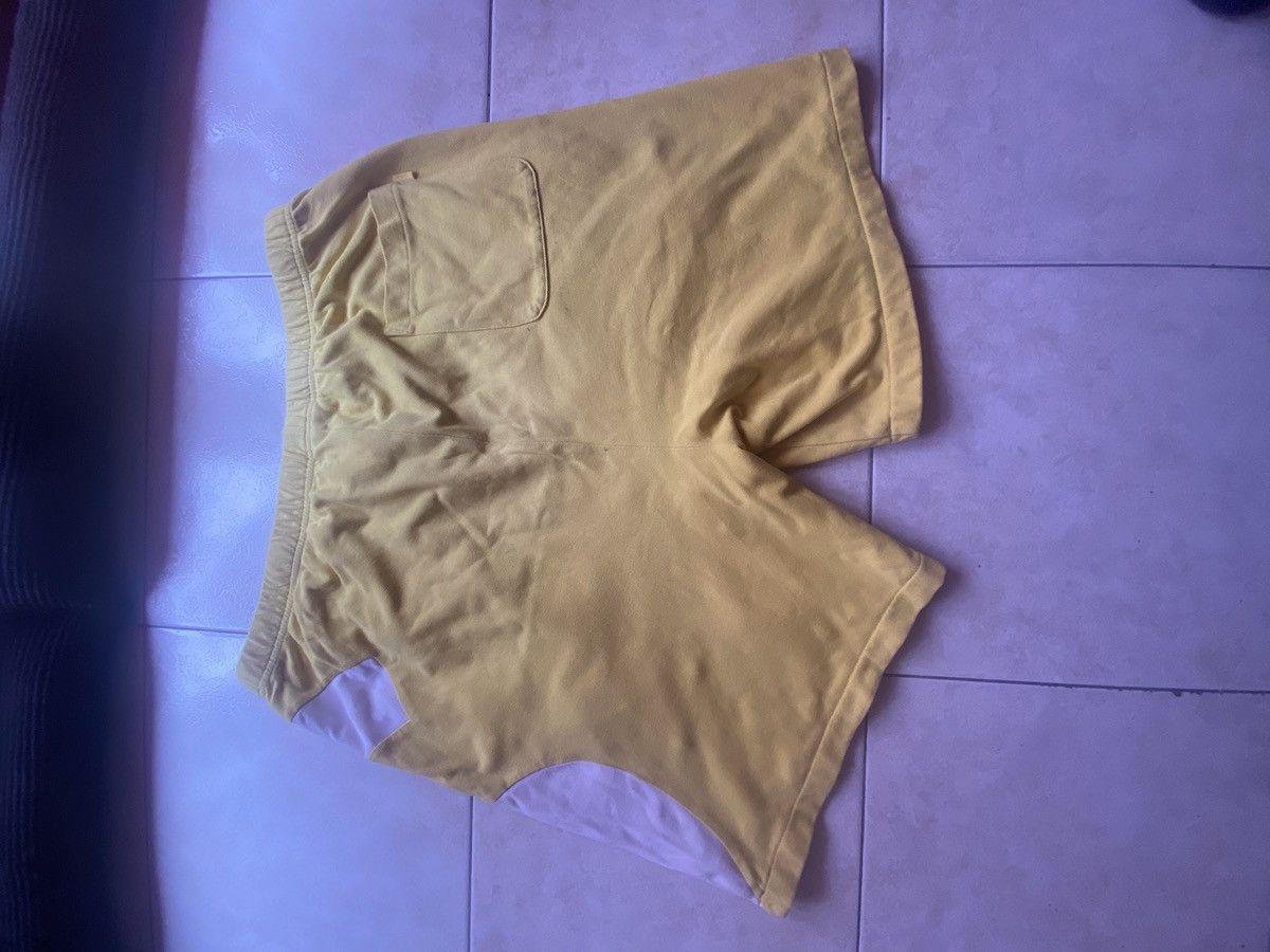 Supreme Supreme S shorts yellow L Size US 34 / EU 50 - 2 Thumbnail
