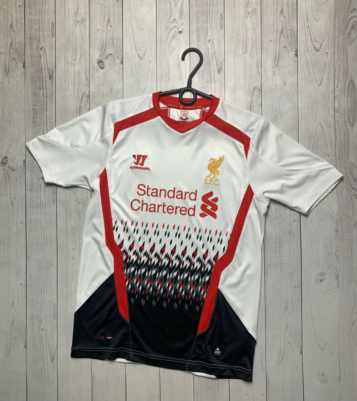 Vintage Vintage Liverpool soccer jersey size Xs away white Size US XS / EU 42 / 0 - 1 Thumbnail