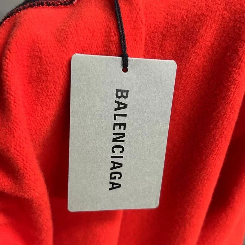Balenciaga Balenciaga balenciaga's new red embroidered logo shorts -2 Size US 36 / EU 52 - 7 Thumbnail