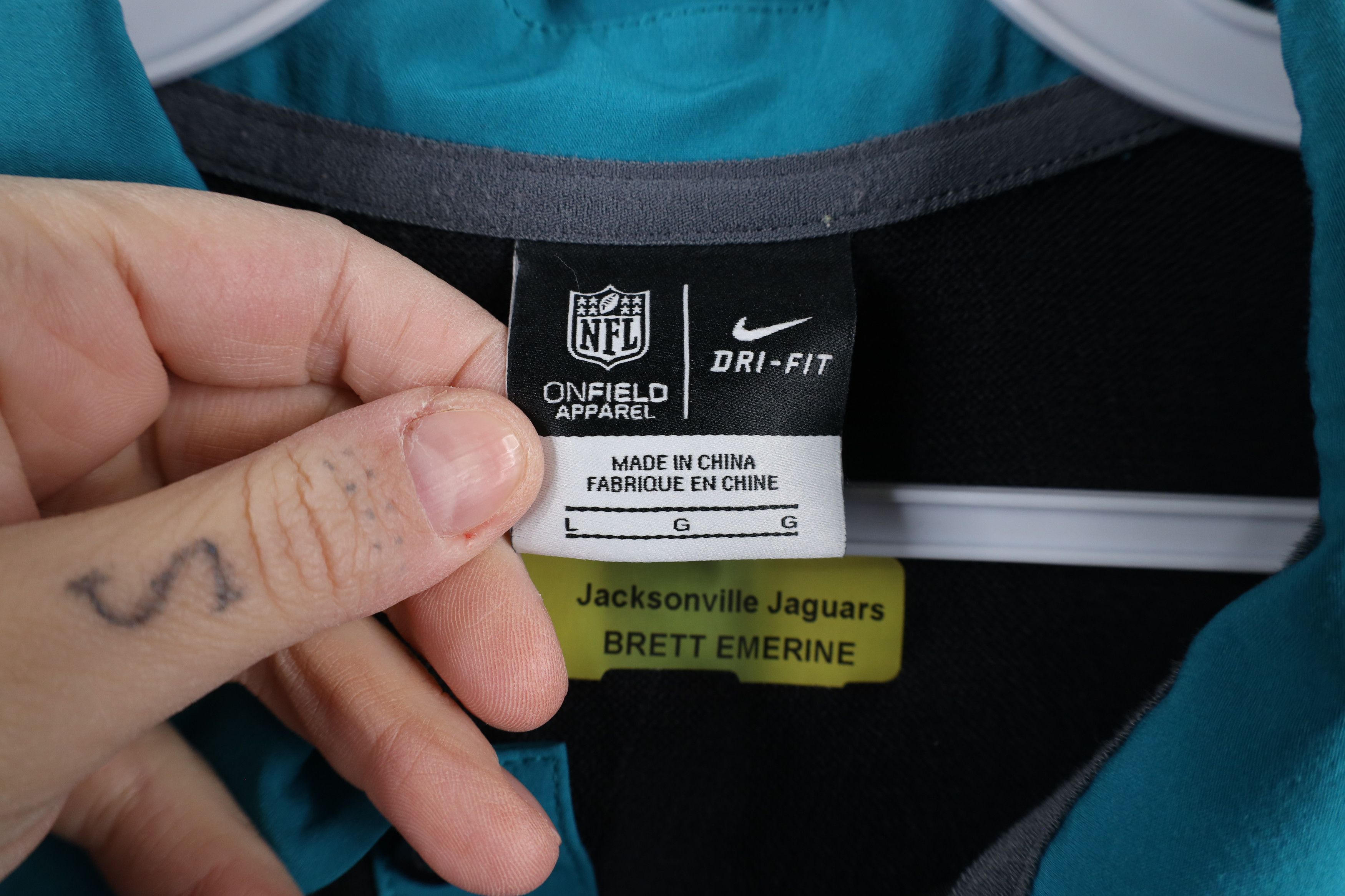 Nike × Vintage Nike On Field Jacksonville Jaguars Football Polo Shirt Size US L / EU 52-54 / 3 - 9 Thumbnail