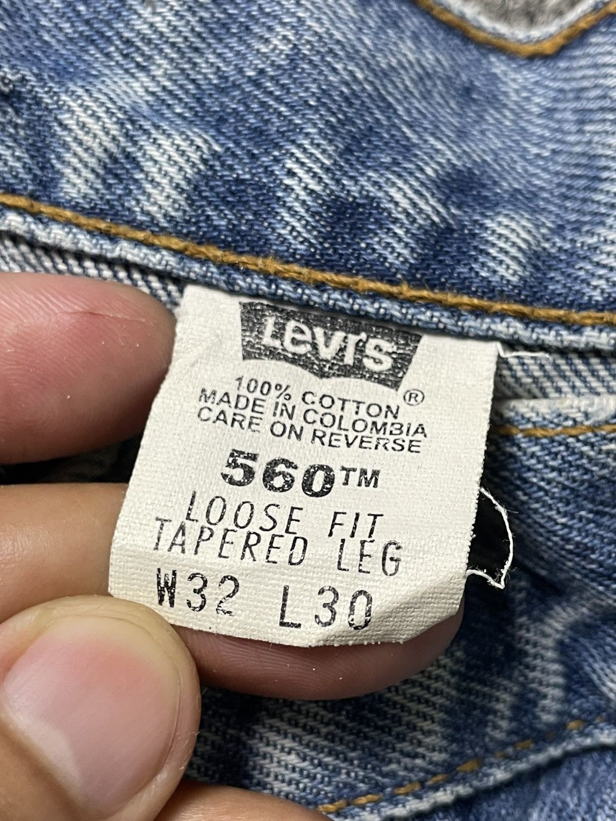 Levi's × Vintage LEVIS 560 Loose Fit Tapered Leg Jeans (106) Size US 30 / EU 46 - 6 Thumbnail