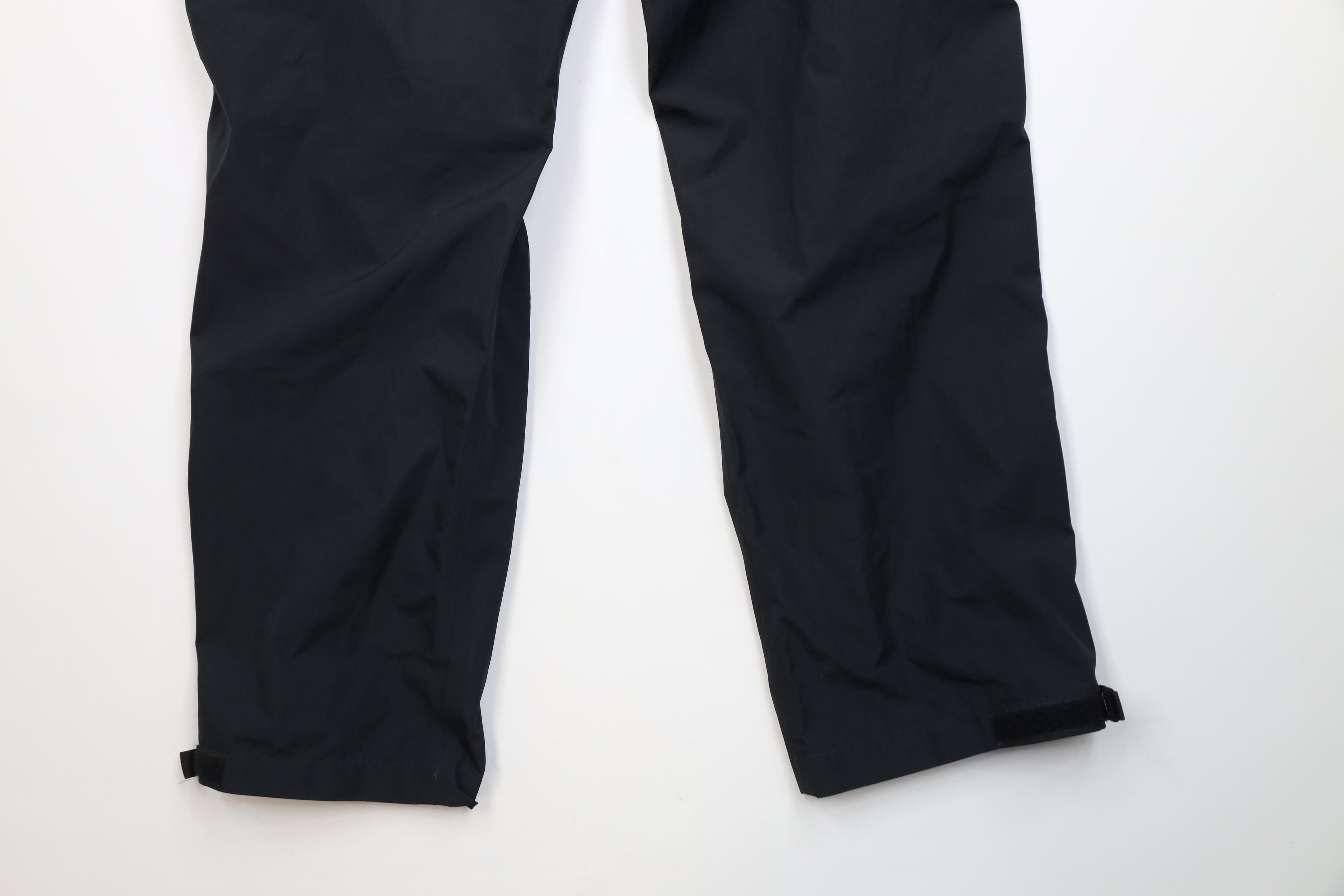 Cabelas Vintage Cabelas Goretex Paclite Wide Leg Rain Pants Black Size US 38 / EU 54 - 12 Thumbnail