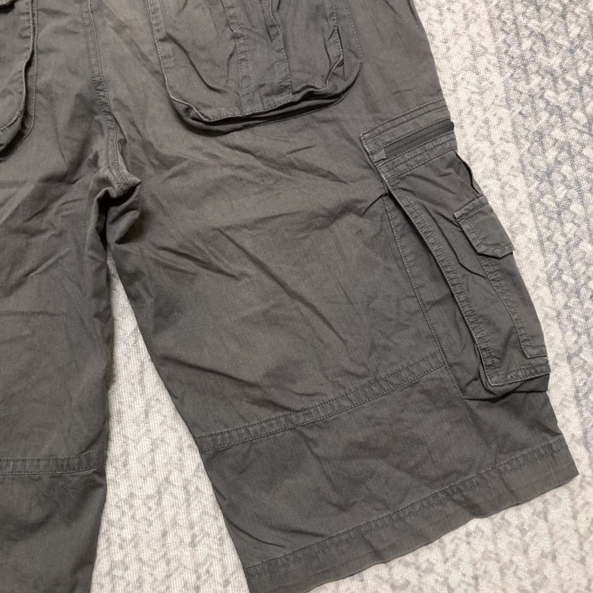 The North Face Faded & Distressed The North Face Tactical Cargo Shorts Size US 32 / EU 48 - 9 Thumbnail