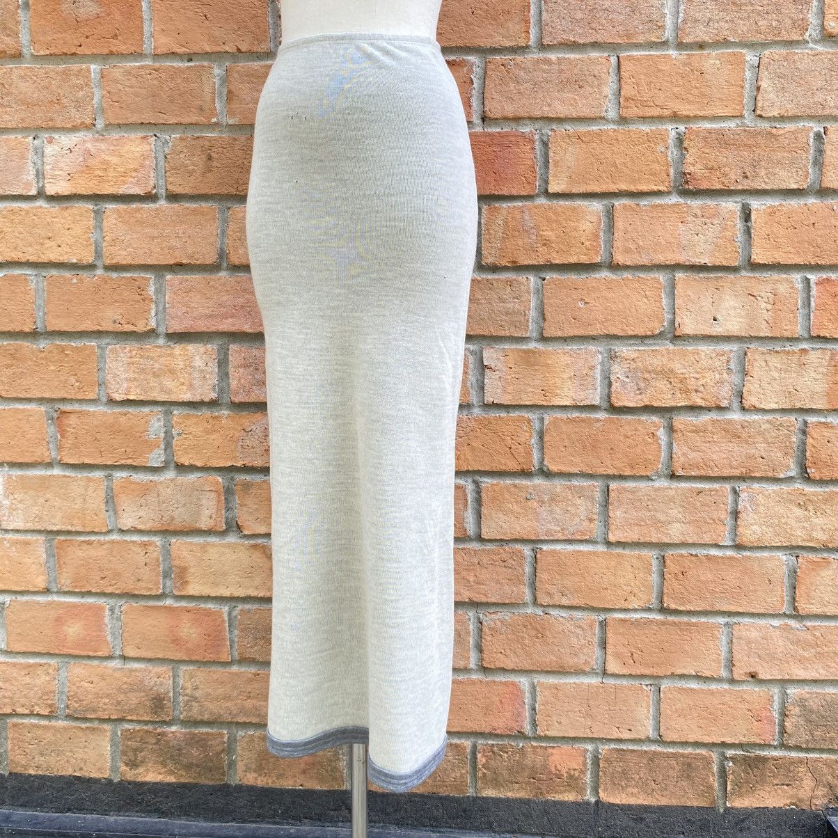 Jean Paul Gaultier Jean Paul Gaultier Light Grey Knit A-Line Skirt Size 27" / US 4 / IT 40 - 16 Thumbnail