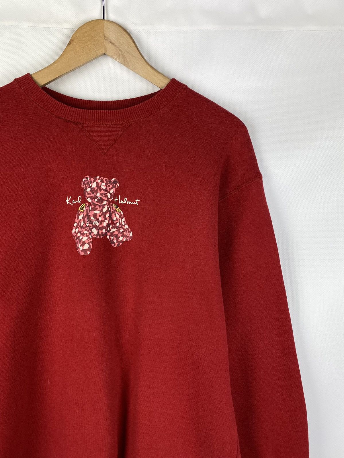 Japanese Brand × Karl Helmut Karl Helmut Pink House Bear Logo men’s sweatshirt Japan Size US M / EU 48-50 / 2 - 5 Thumbnail