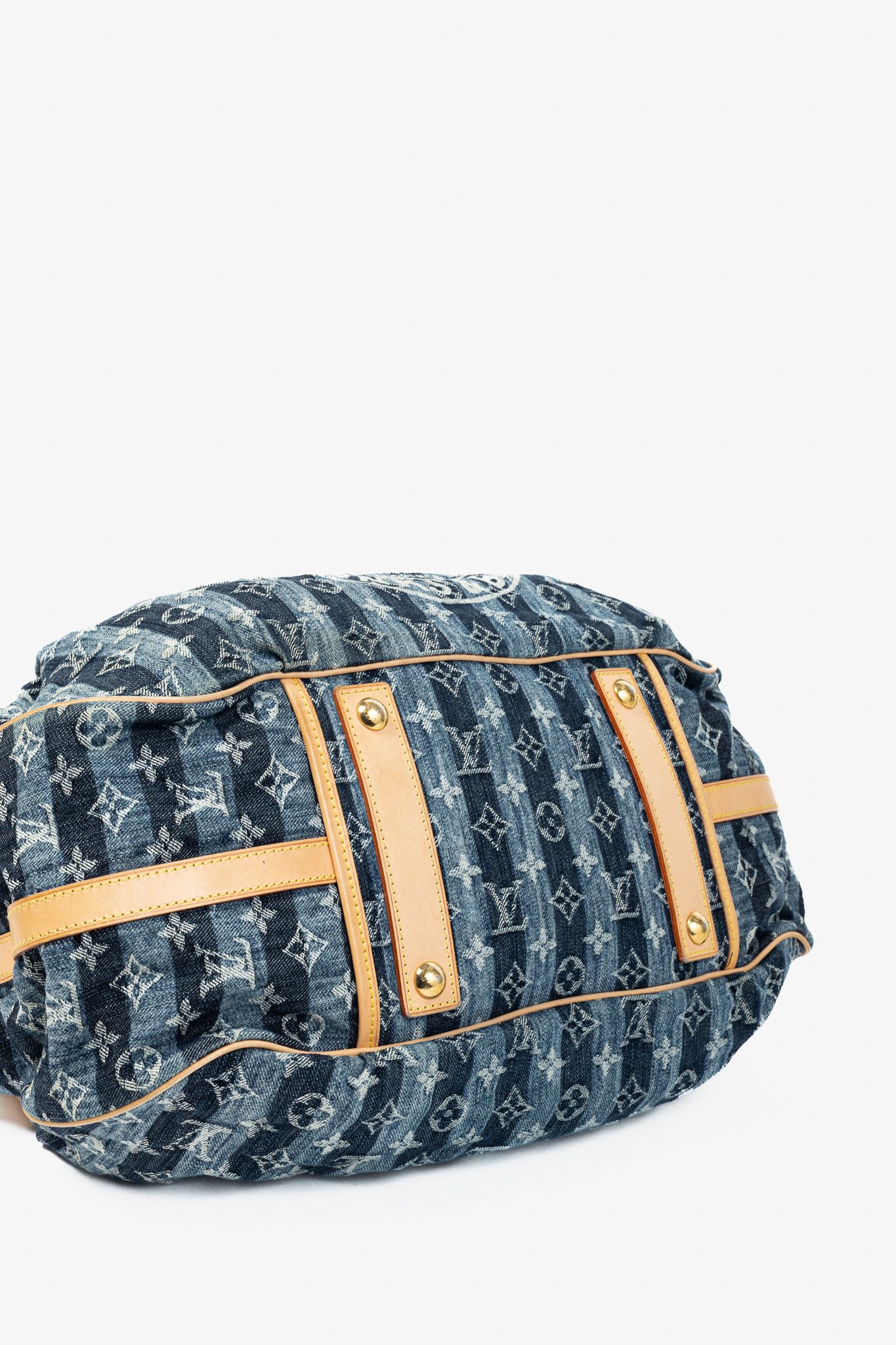 Louis Vuitton Louis Vuitton Cabas Raye GM Monogram Denim Cruise Bag Size ONE SIZE - 5 Thumbnail