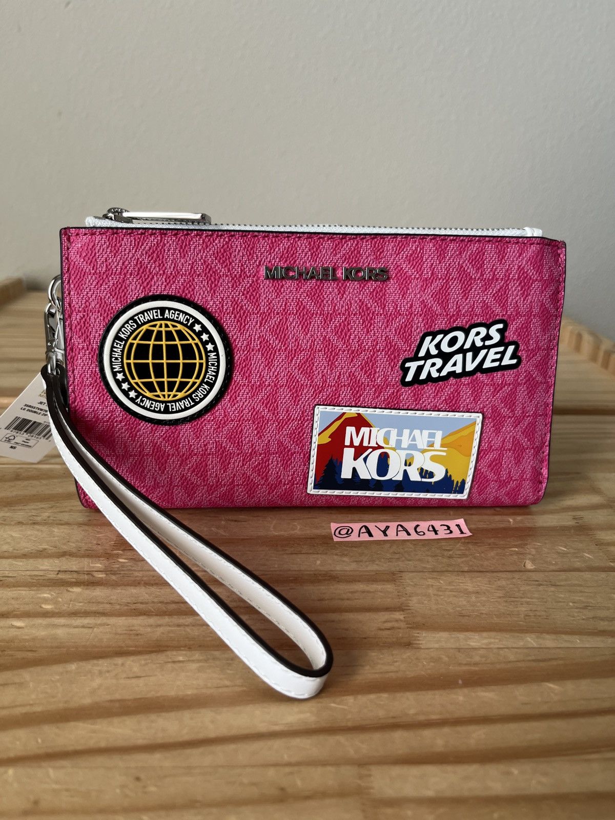 Michael Kors Michael Kors wallet Size ONE SIZE - 1 Thumbnail