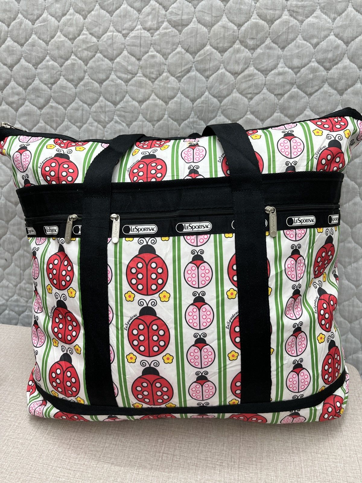 Hypebeast × LeSportsac 🔥🔥🔥STEALS 2PCS LESPORTSAC BAG Size ONE SIZE - 4 Thumbnail