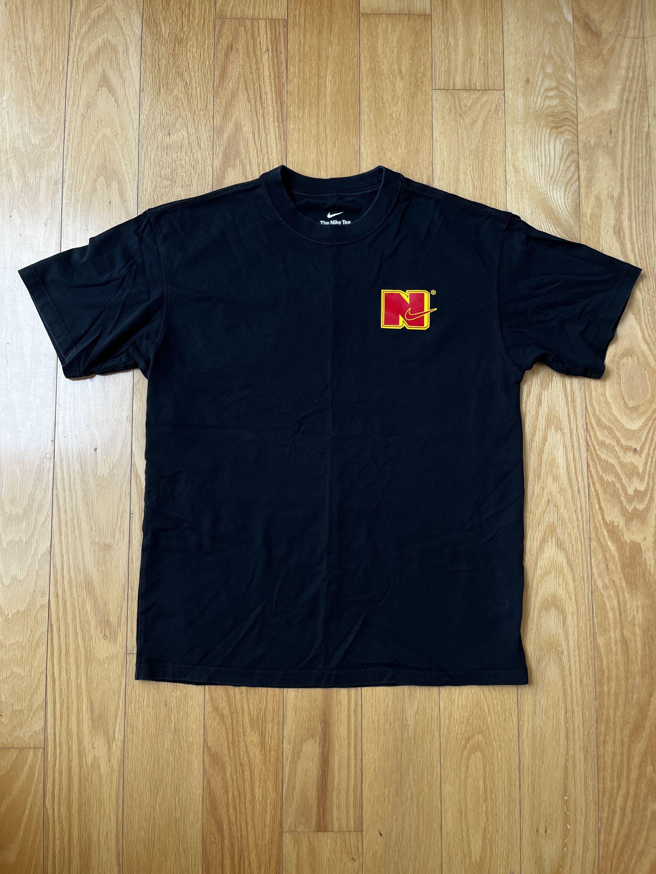 Nike Nike The Nike Tee T Shirt M Size US M / EU 48-50 / 2 - 1 Thumbnail