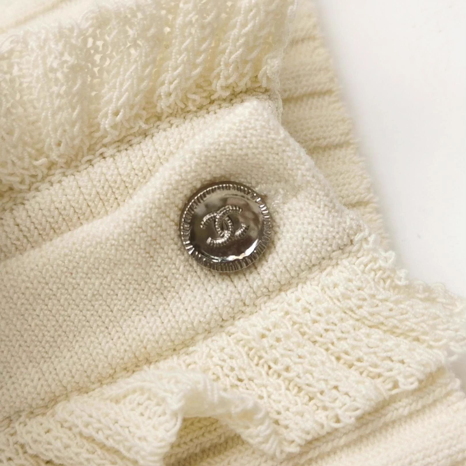 Chanel Chanel logo knitwear Size XS / US 0-2 / IT 36-38 - 3 Thumbnail